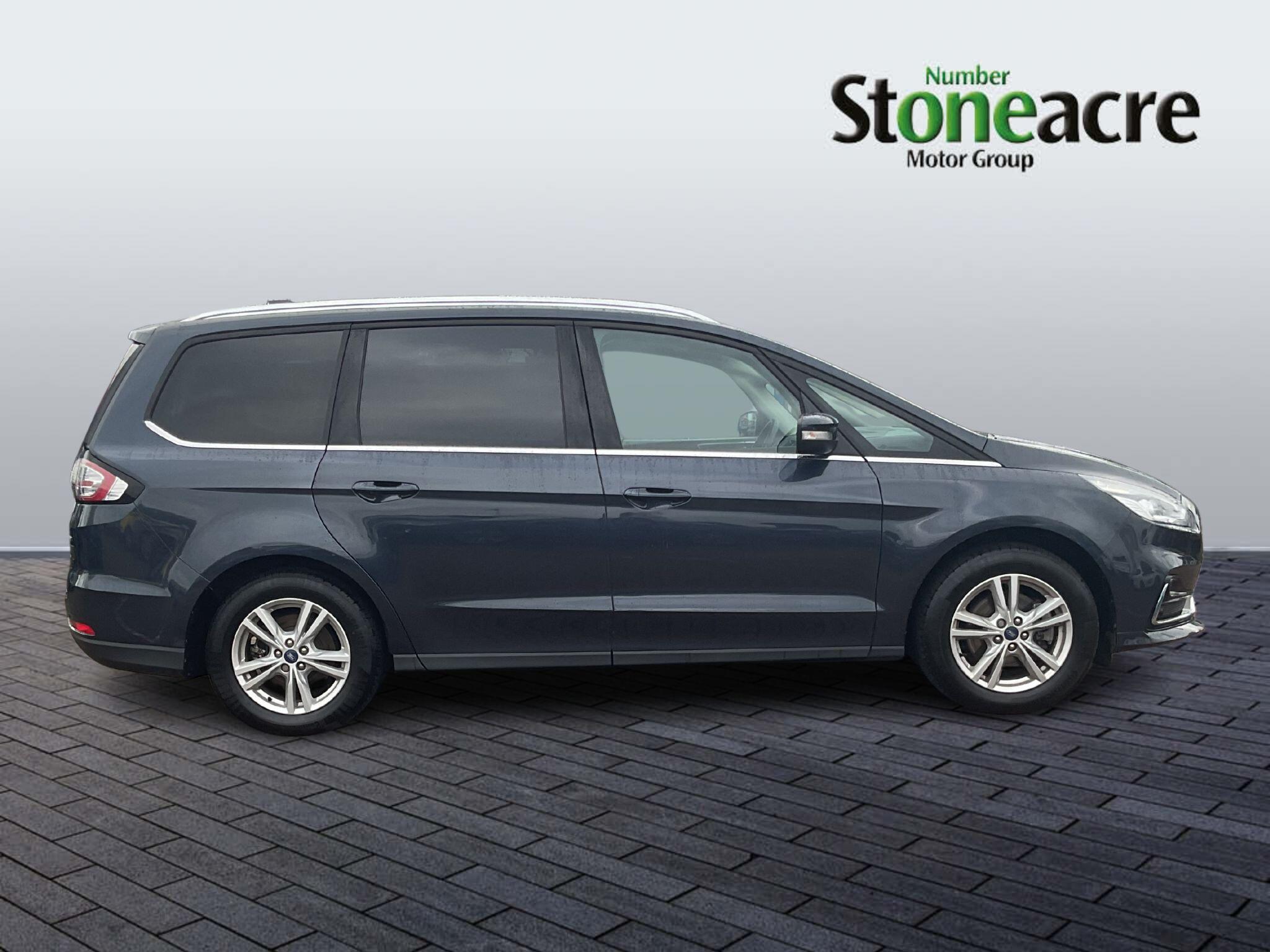 Ford Galaxy 2.5h Duratec Titanium CVT Euro 6 (s/s) 5dr BJ23ZVG Image 2