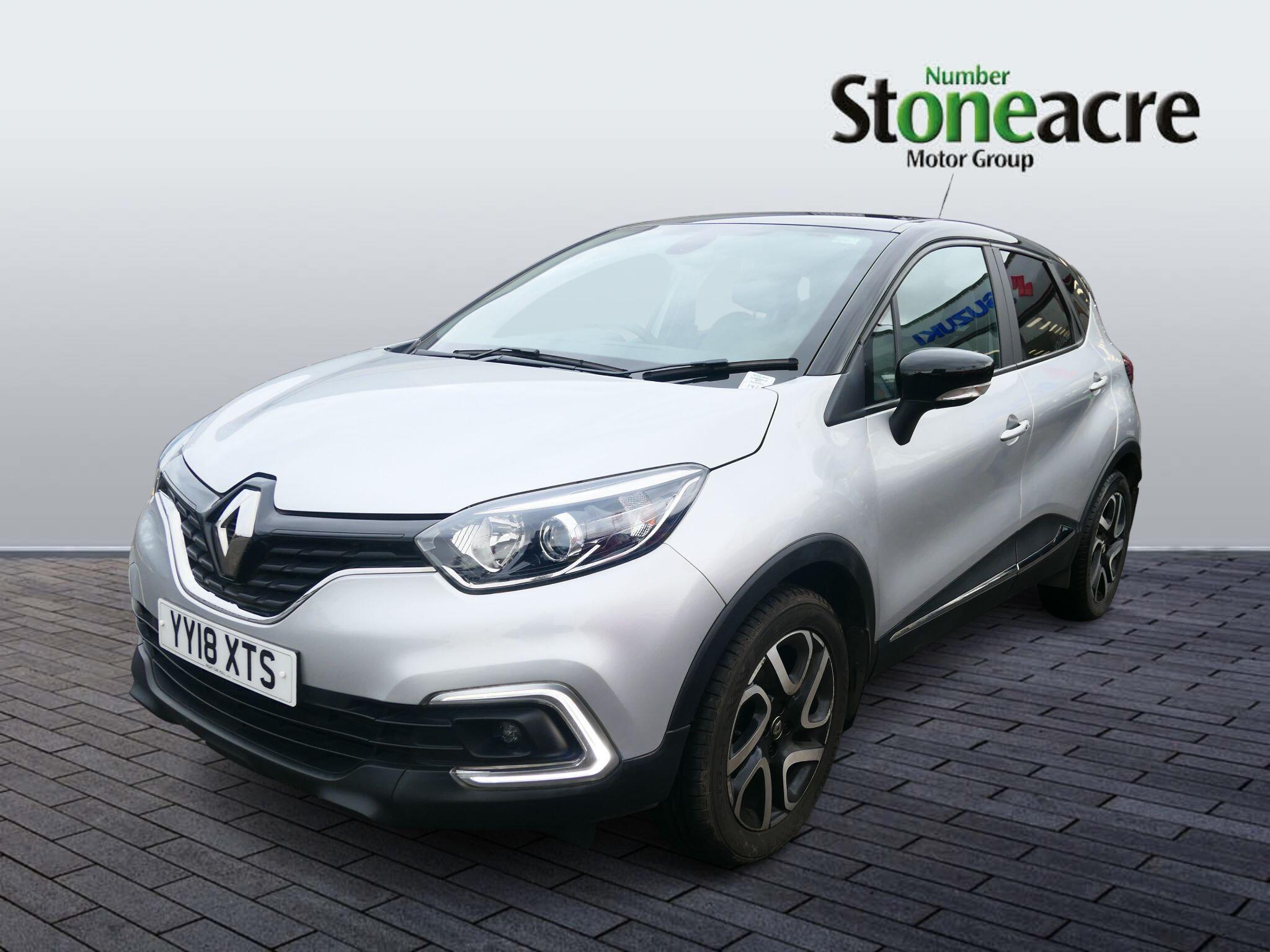Renault Captur 0.9 TCE 90 Iconic 5dr YY18XTS Image 1