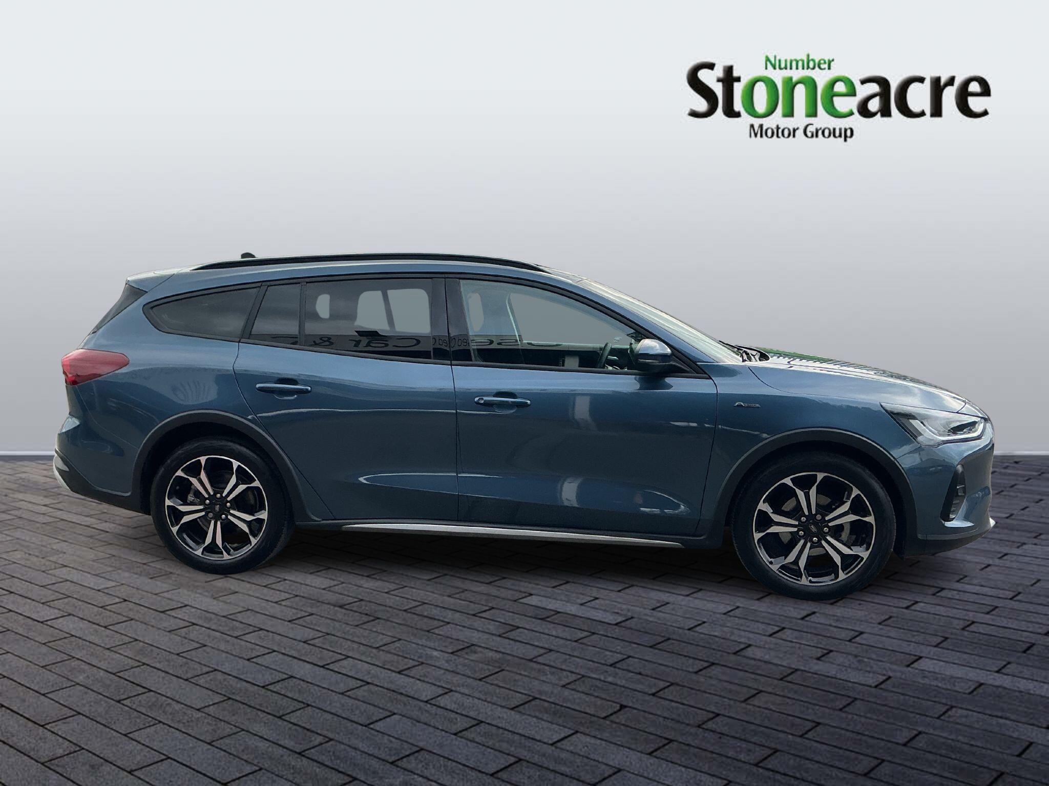 Ford Focus 1.0T EcoBoost MHEV Active X DCT Euro 6 (s/s) 5dr CY73BWU Image 2