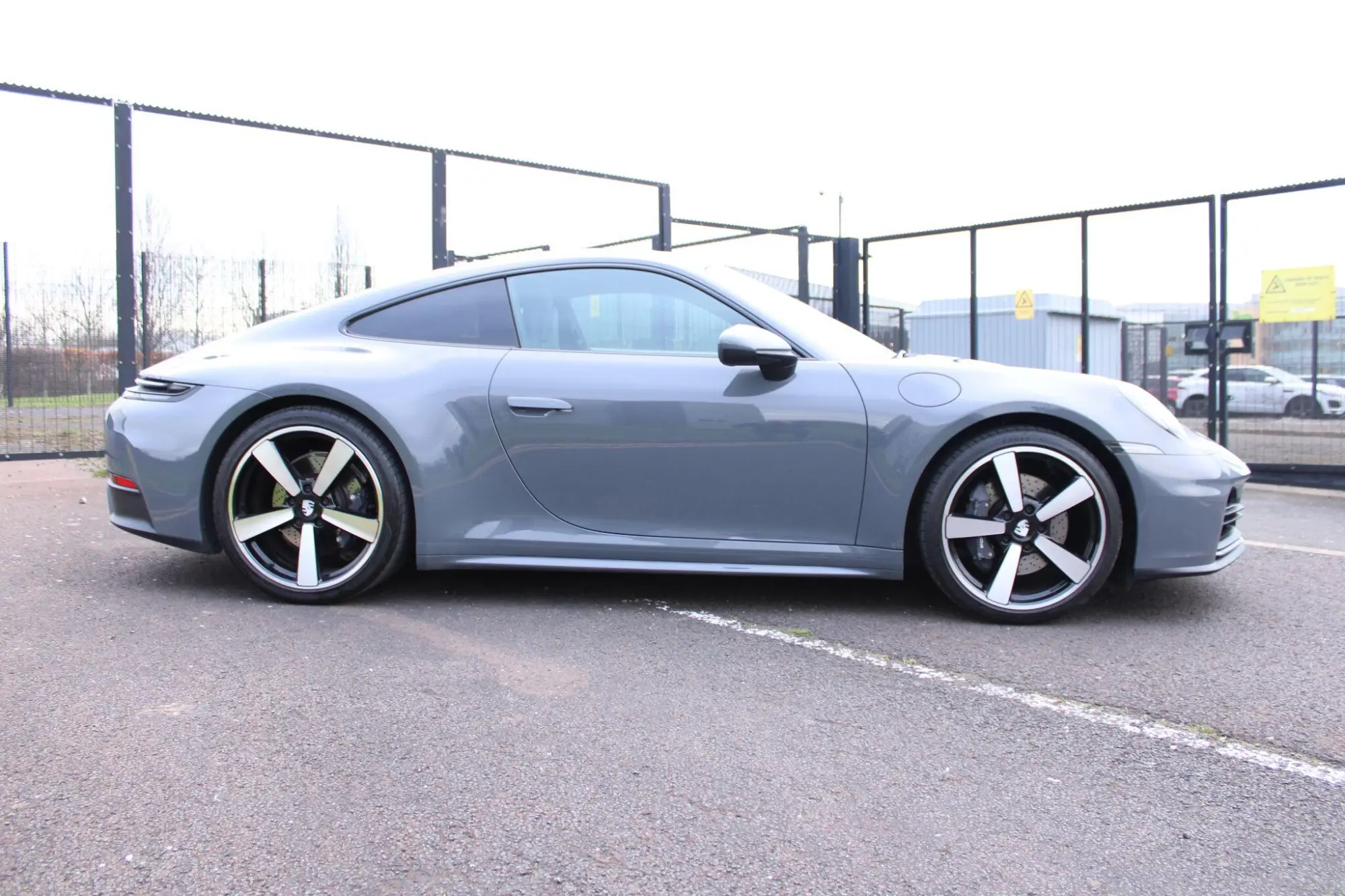 Porsche 911 3.0T 992 Carrera PDK Euro 6 (s/s) 2dr KU74VJZ Image 2