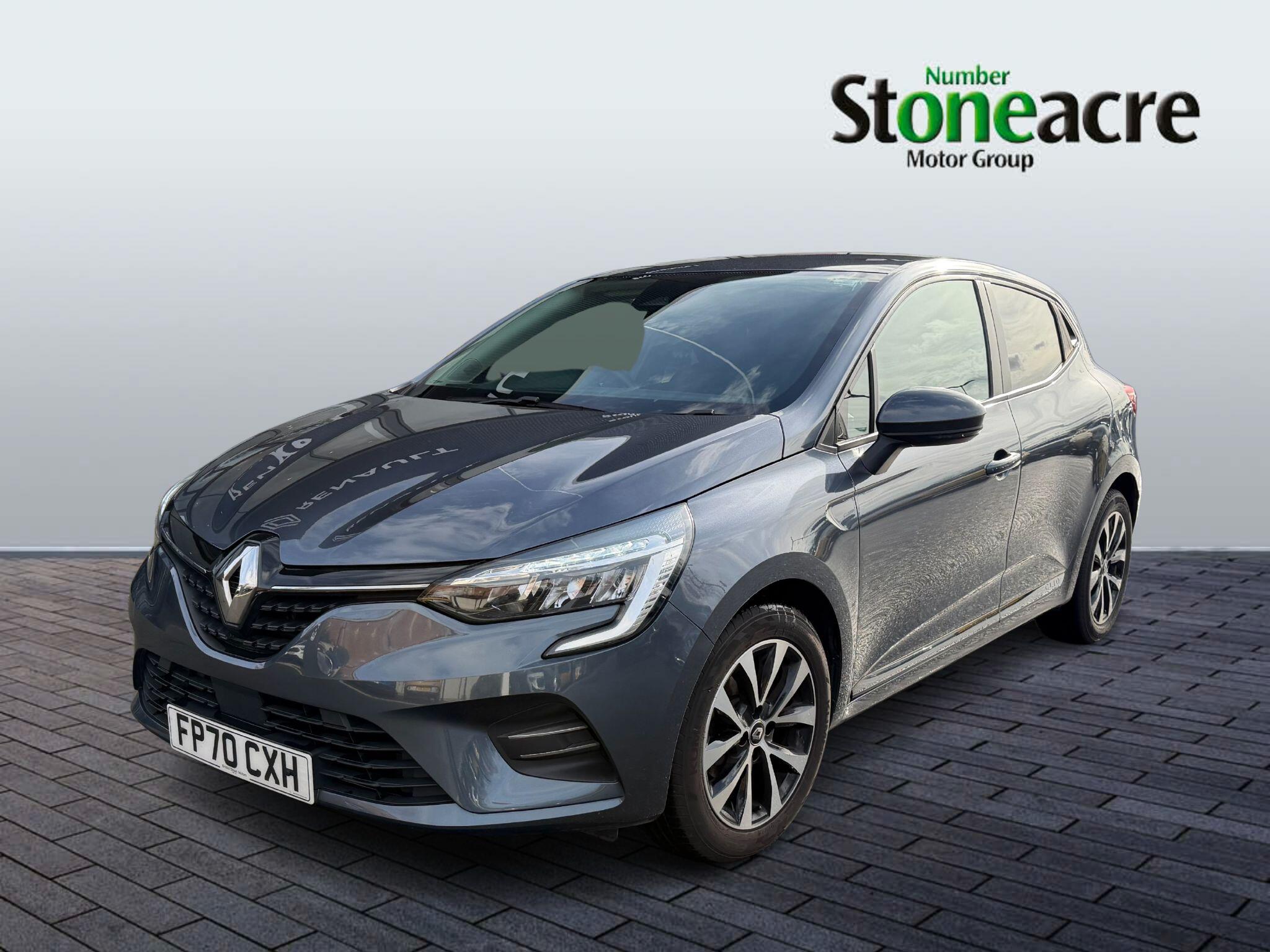 Renault Clio Iconic SCe 75 FP70CXH Image 3
