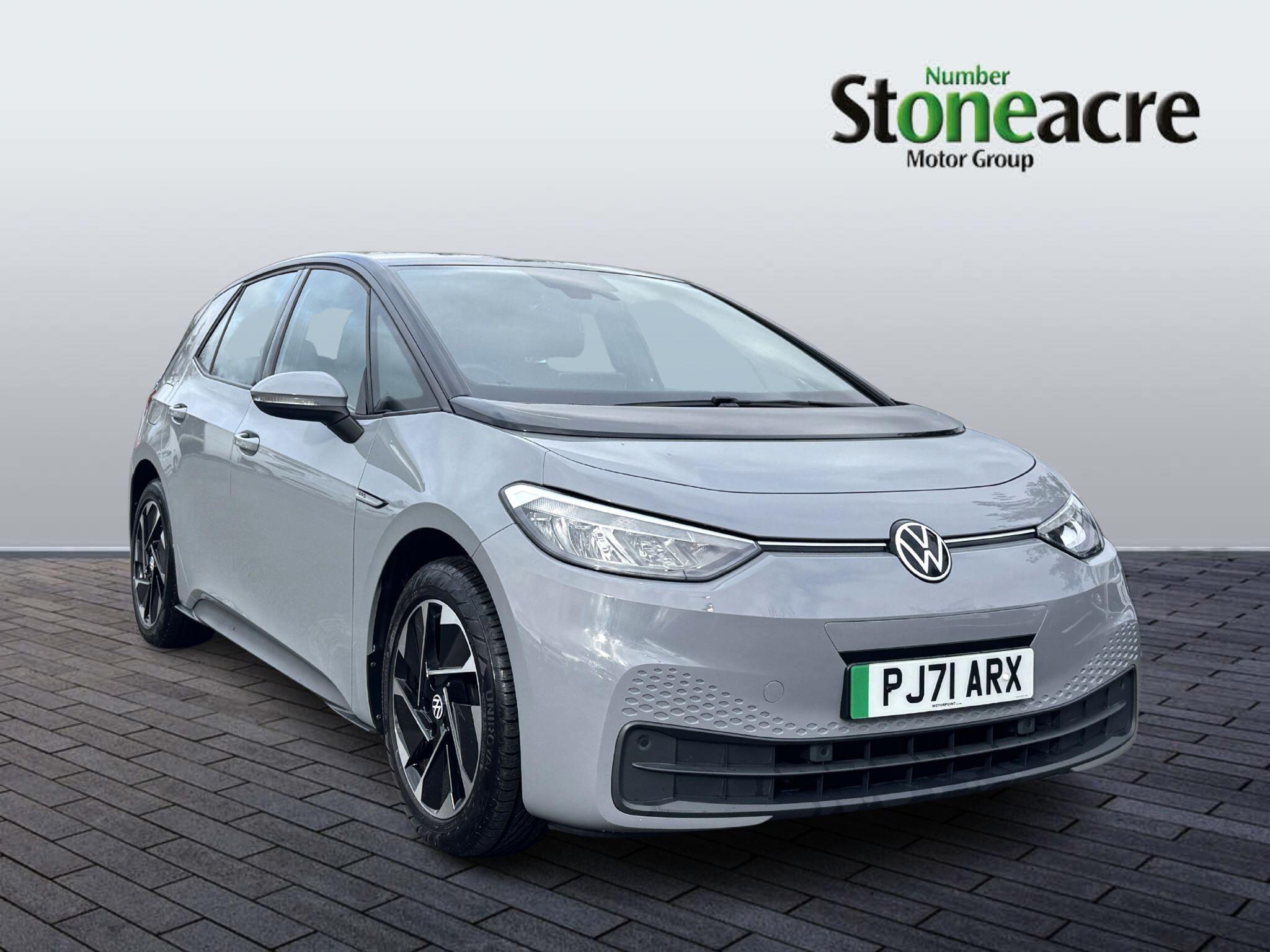 Volkswagen ID.3 Pro 58kWh Life Auto 5dr PJ71ARX Image 1