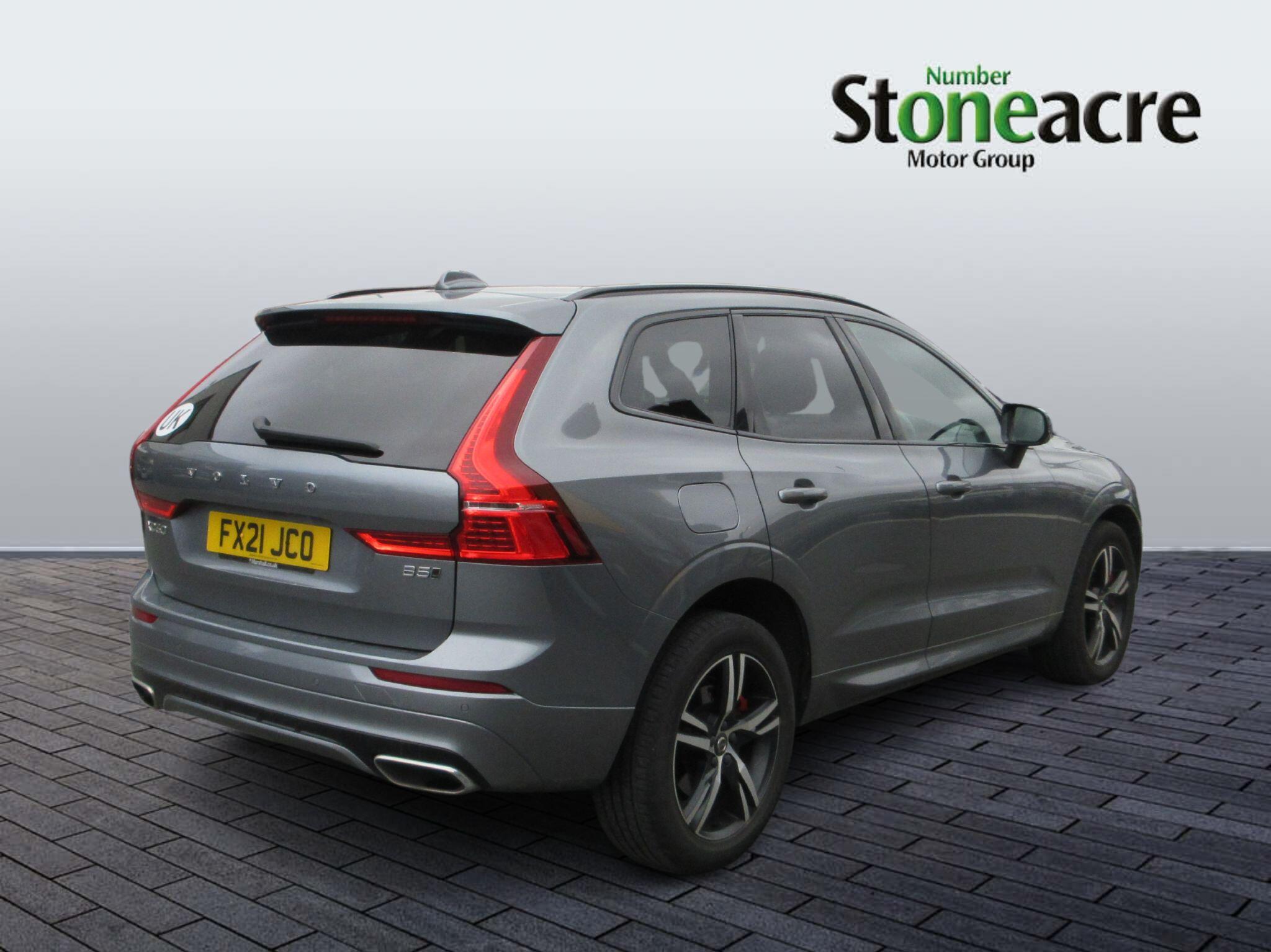 Volvo XC60 2.0 B5P [250] R DESIGN 5dr AWD Geartronic FX21JCO Image 3