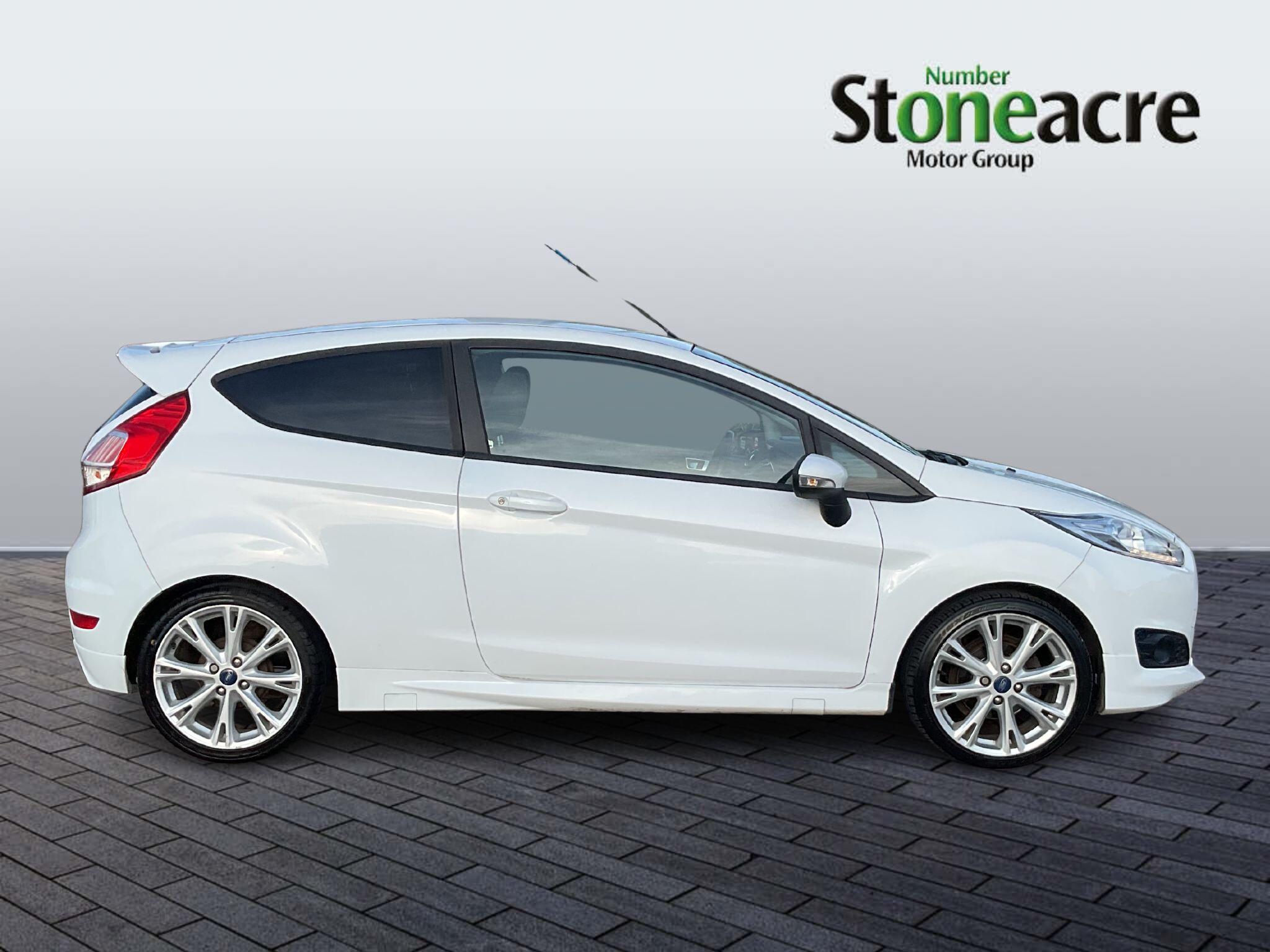 Ford Fiesta 1.0T EcoBoost Zetec S Hatchback 3dr Petrol Manual Euro 6 (s/s) (140 ps) SK16OKA Image 2