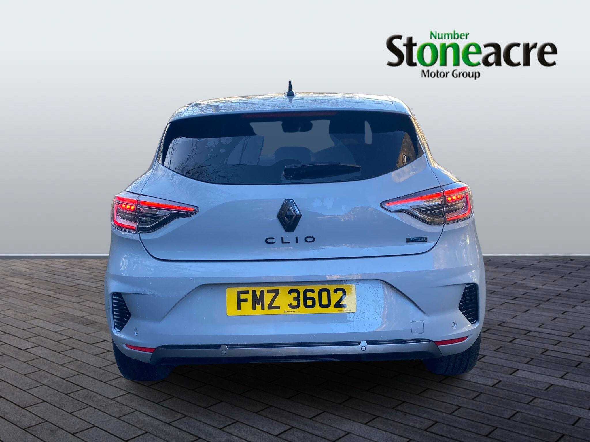 Renault Clio E-Tech 1.6 E-TECH esprit Alpine Auto Euro 6 (s/s) 5dr FMZ3602 Image 3