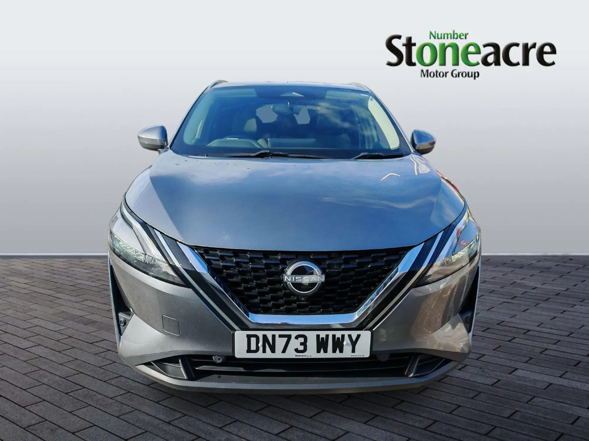 Nissan Qashqai 1.3 DiG-T MH N-Connecta 5dr DN73WWY Image 2