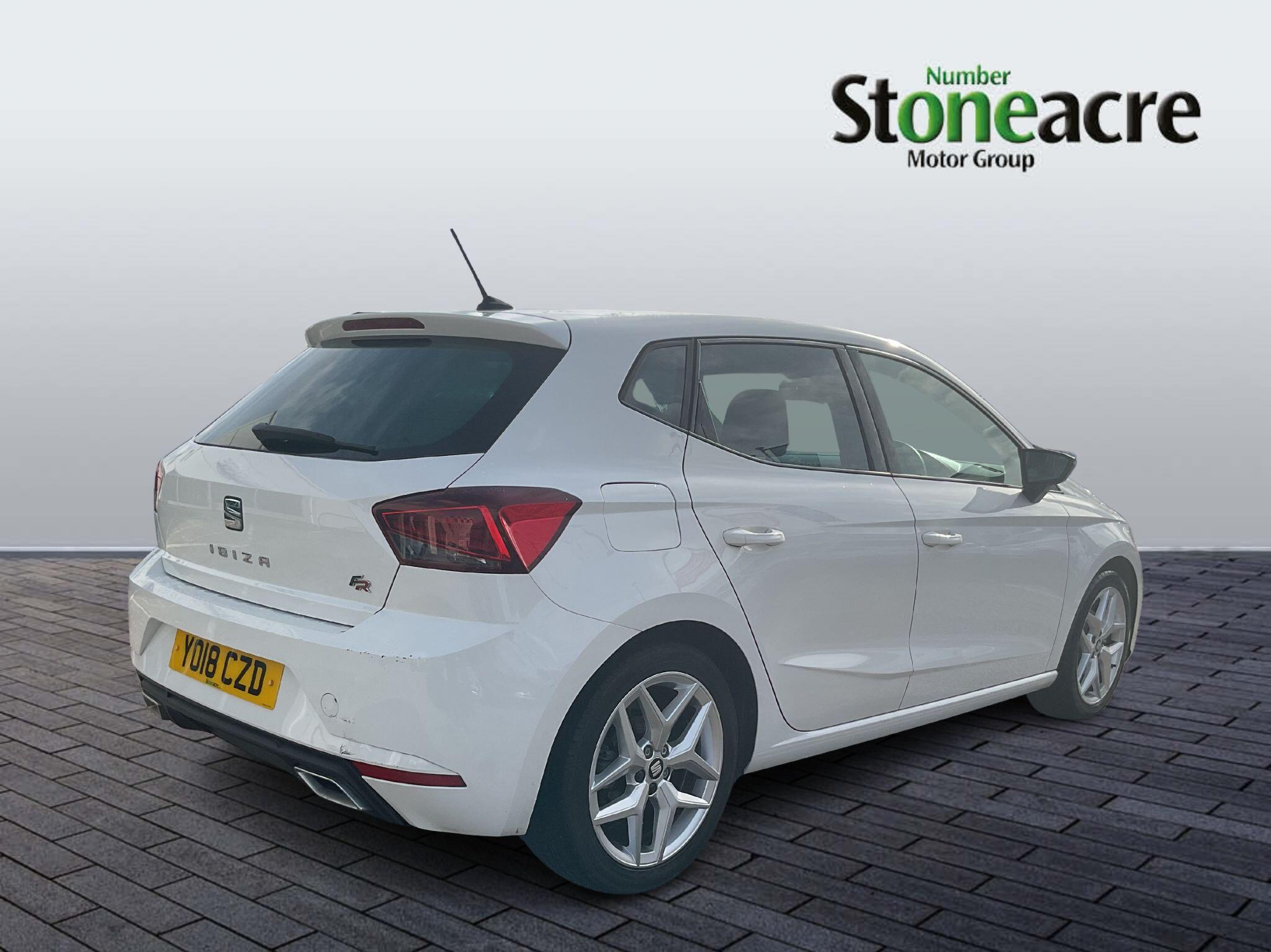 SEAT Ibiza 1.0 TSI FR Euro 6 (s/s) 5dr YO18CZD Image 3