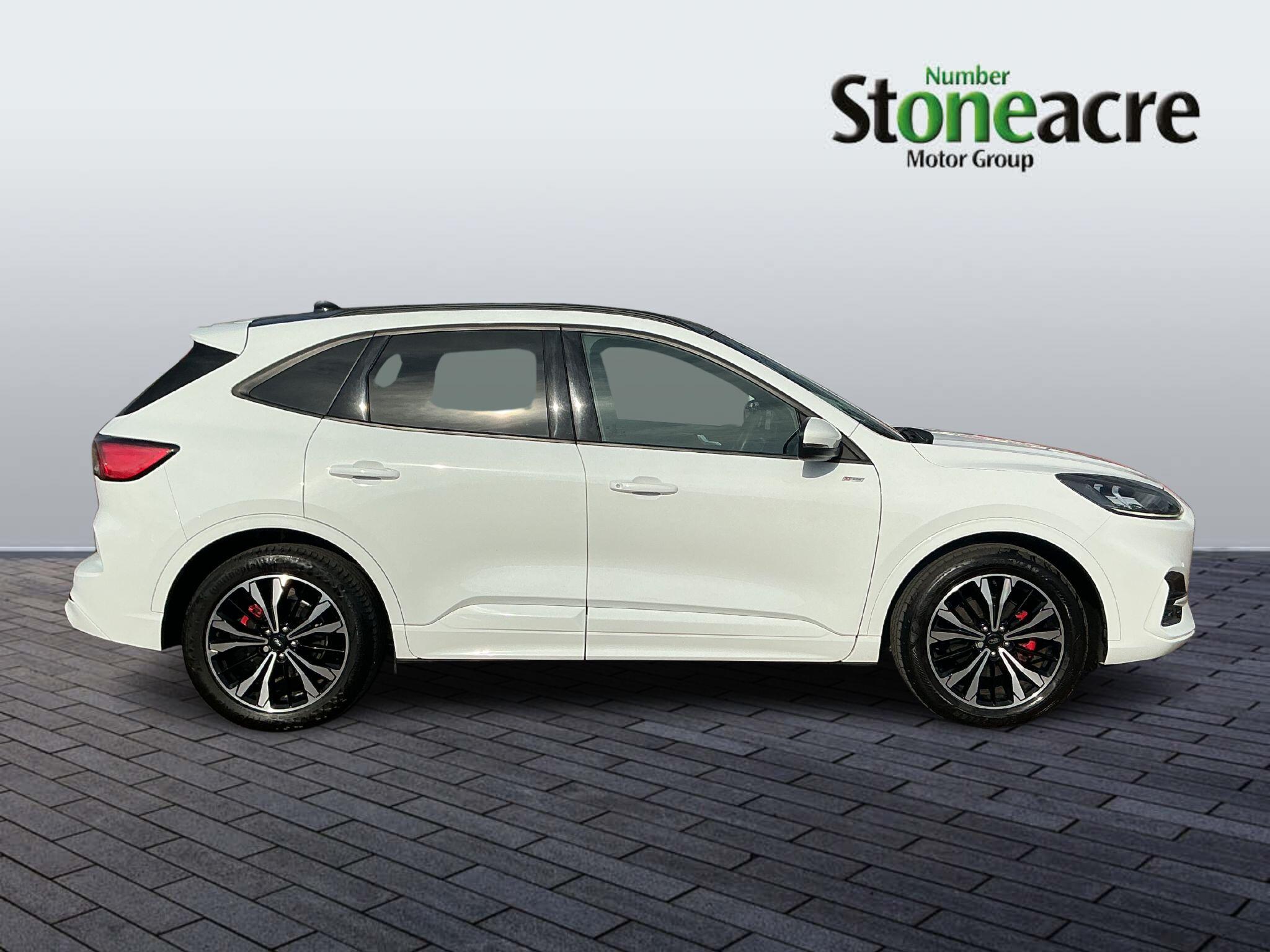 Ford Kuga Hybrid 2.5h Duratec ST-Line X Edition CVT Euro 6 (s/s) 5dr NG72KVC Image 2