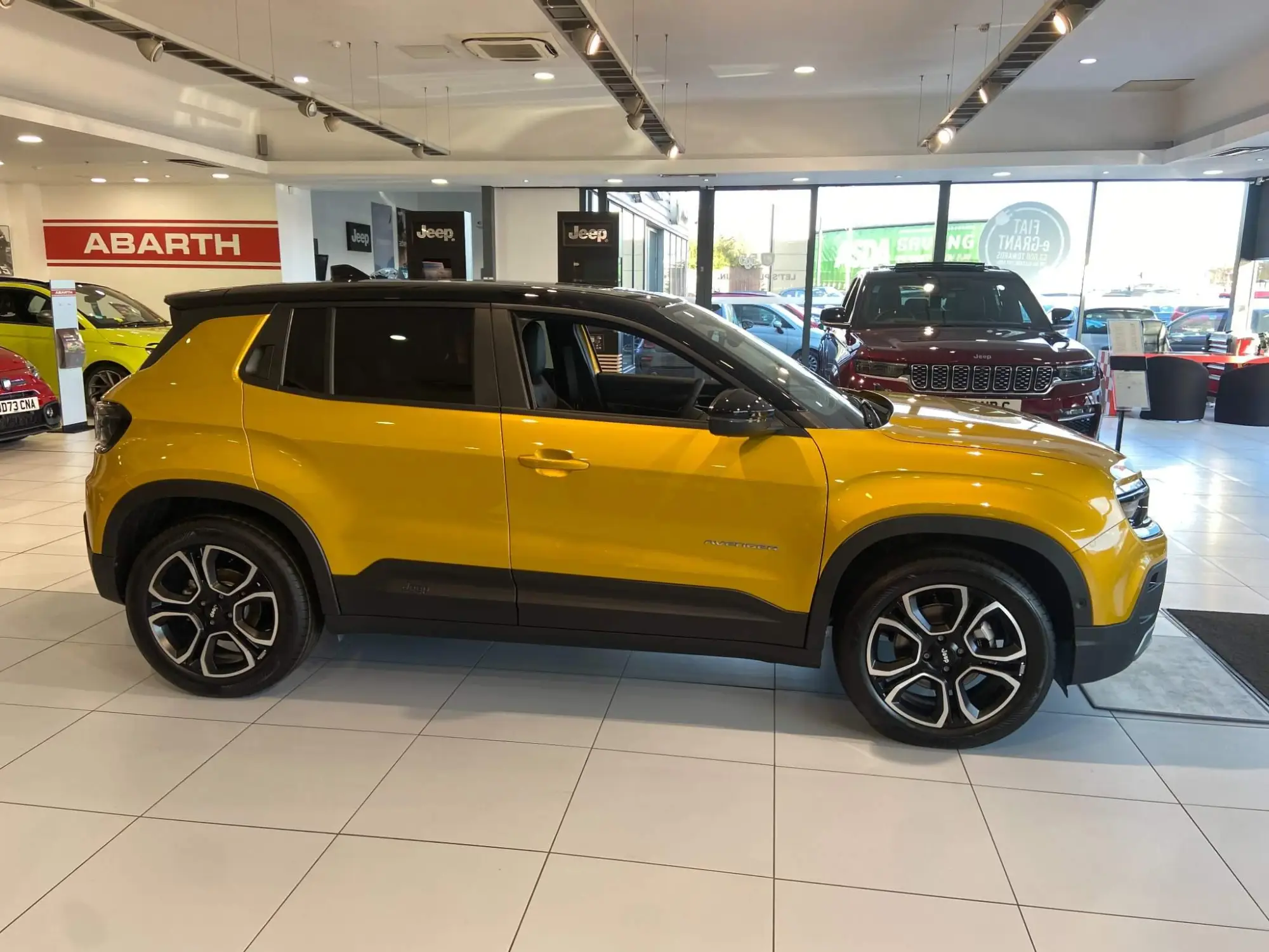 Jeep Avenger e-Hybrid Image 2