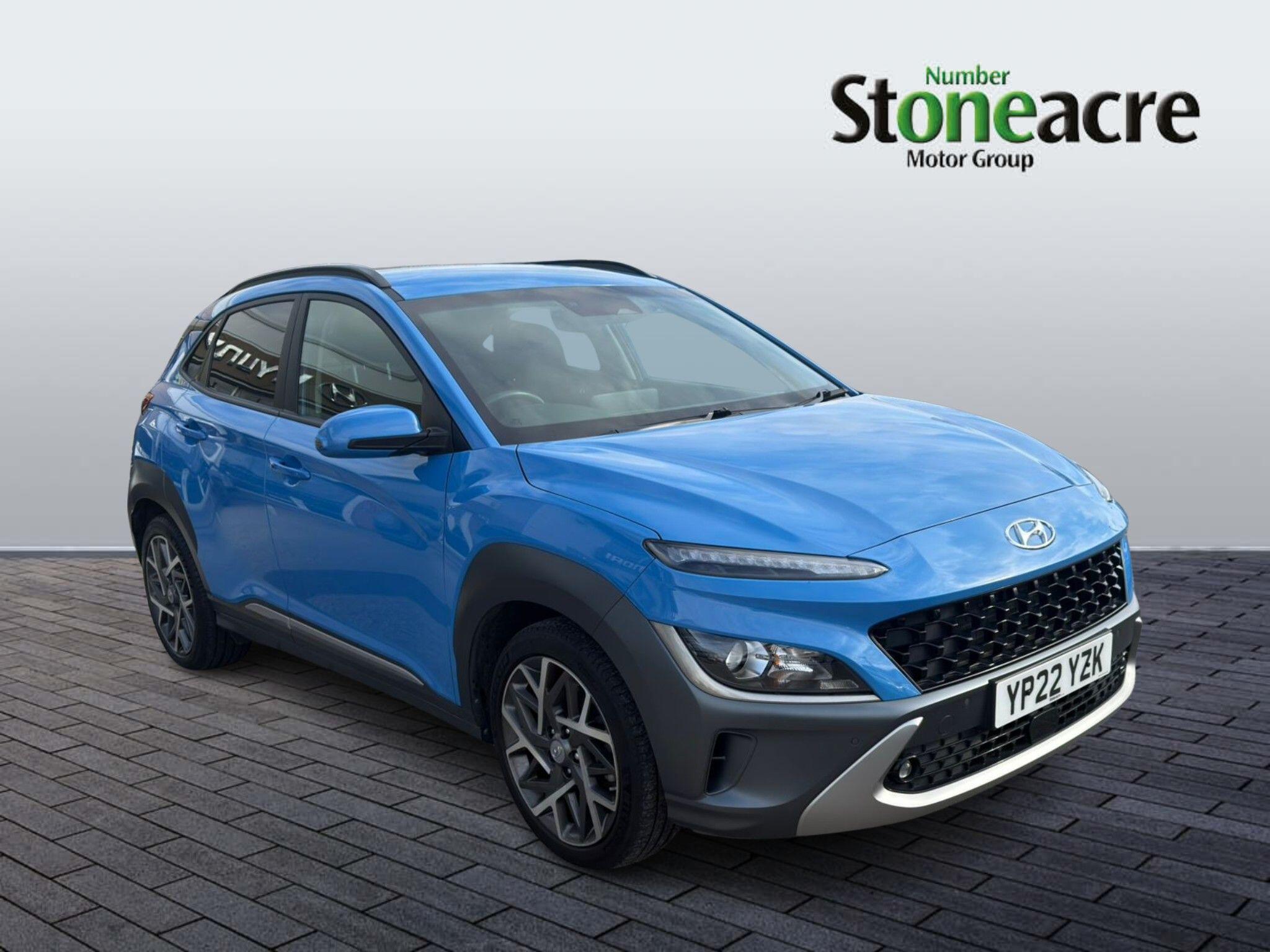 Hyundai KONA Hybrid 1.6 h-GDi Premium SUV 5dr Petrol Hybrid DCT Euro 6 (s/s) (141 ps) YP22YZK Image 1