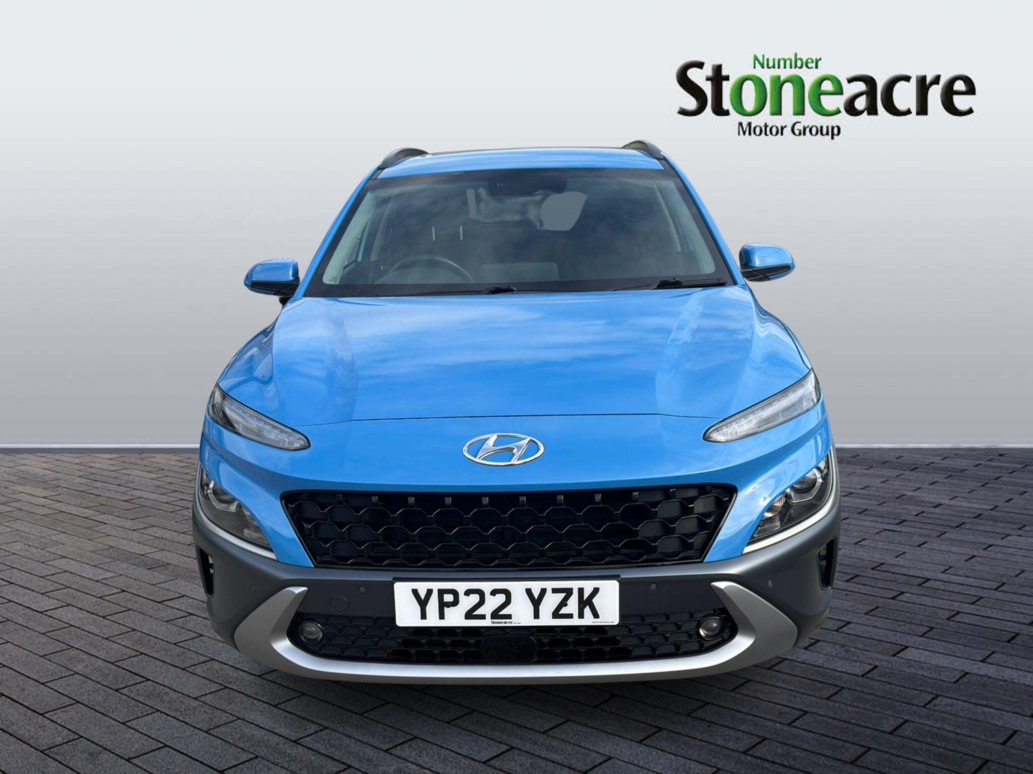 Hyundai KONA Hybrid 1.6 h-GDi Premium SUV 5dr Petrol Hybrid DCT Euro 6 (s/s) (141 ps) YP22YZK Image 2