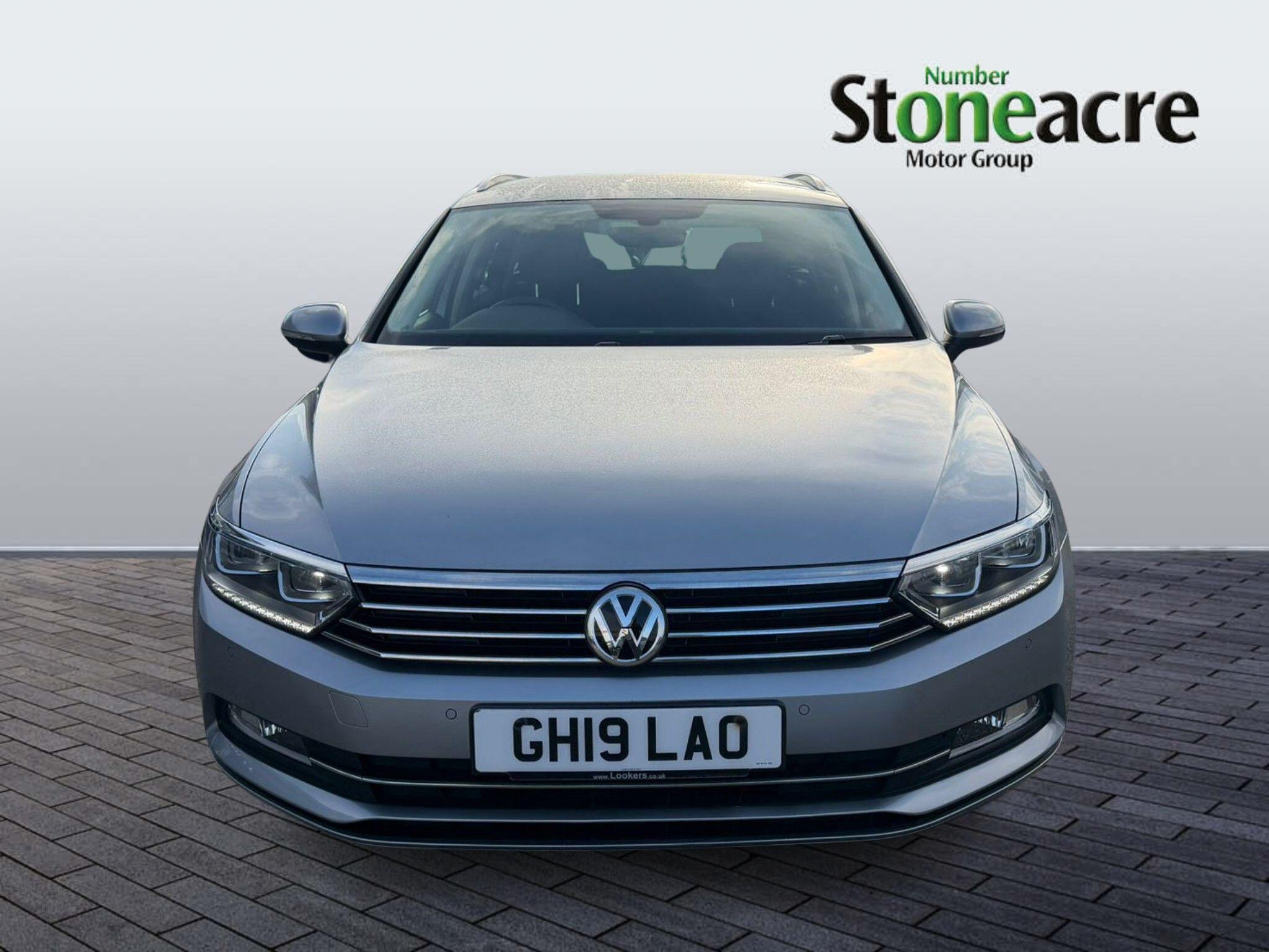 Volkswagen Passat 1.5 TSI EVO SE Business DSG Euro 6 (s/s) 5dr GH19LAO Image 2