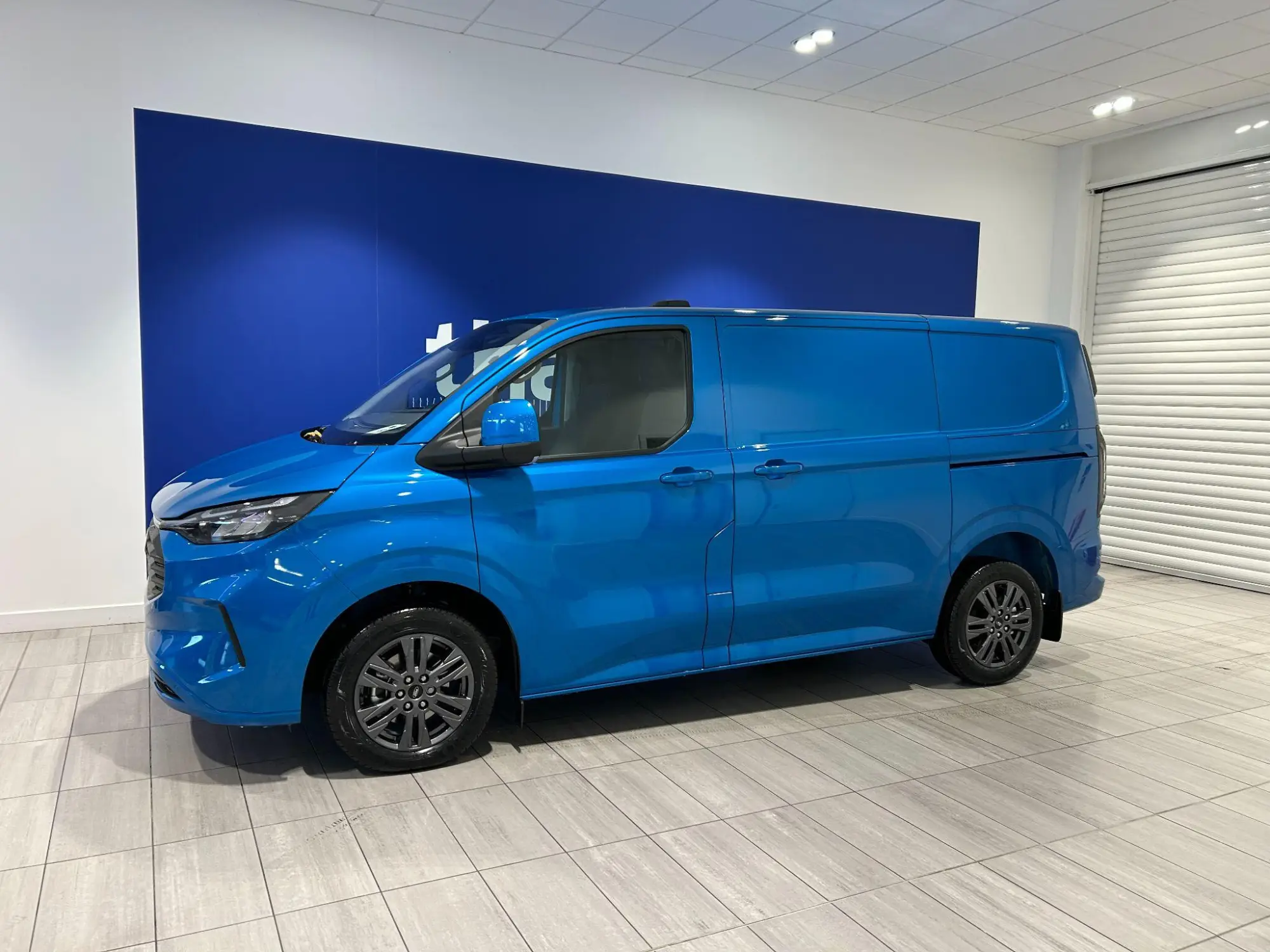 Ford Transit Custom Image 3