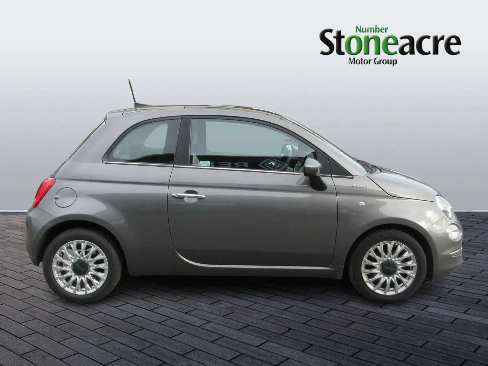 Fiat 500 1.0 Mild Hybrid Dolcevita [Part Leather] 3dr MT22WFY Image 2