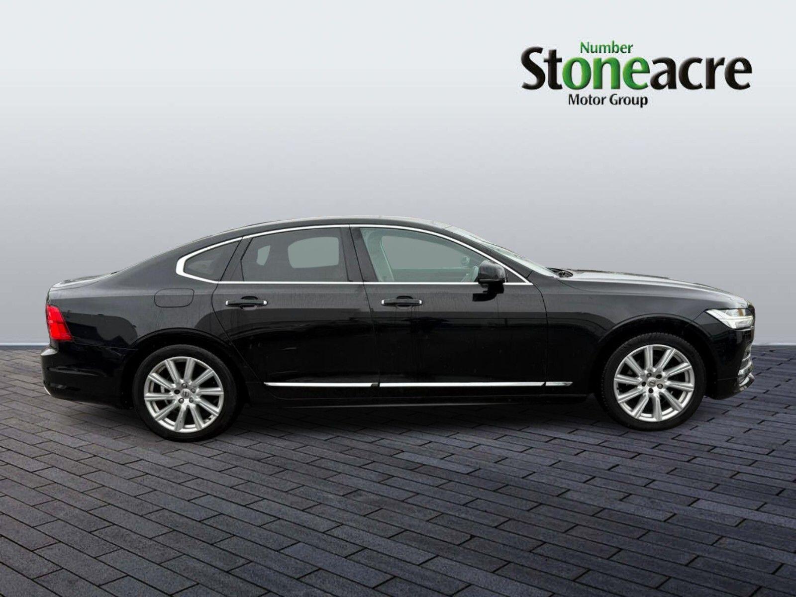 Volvo S90 Inscription D4 EU68KGA Image 2