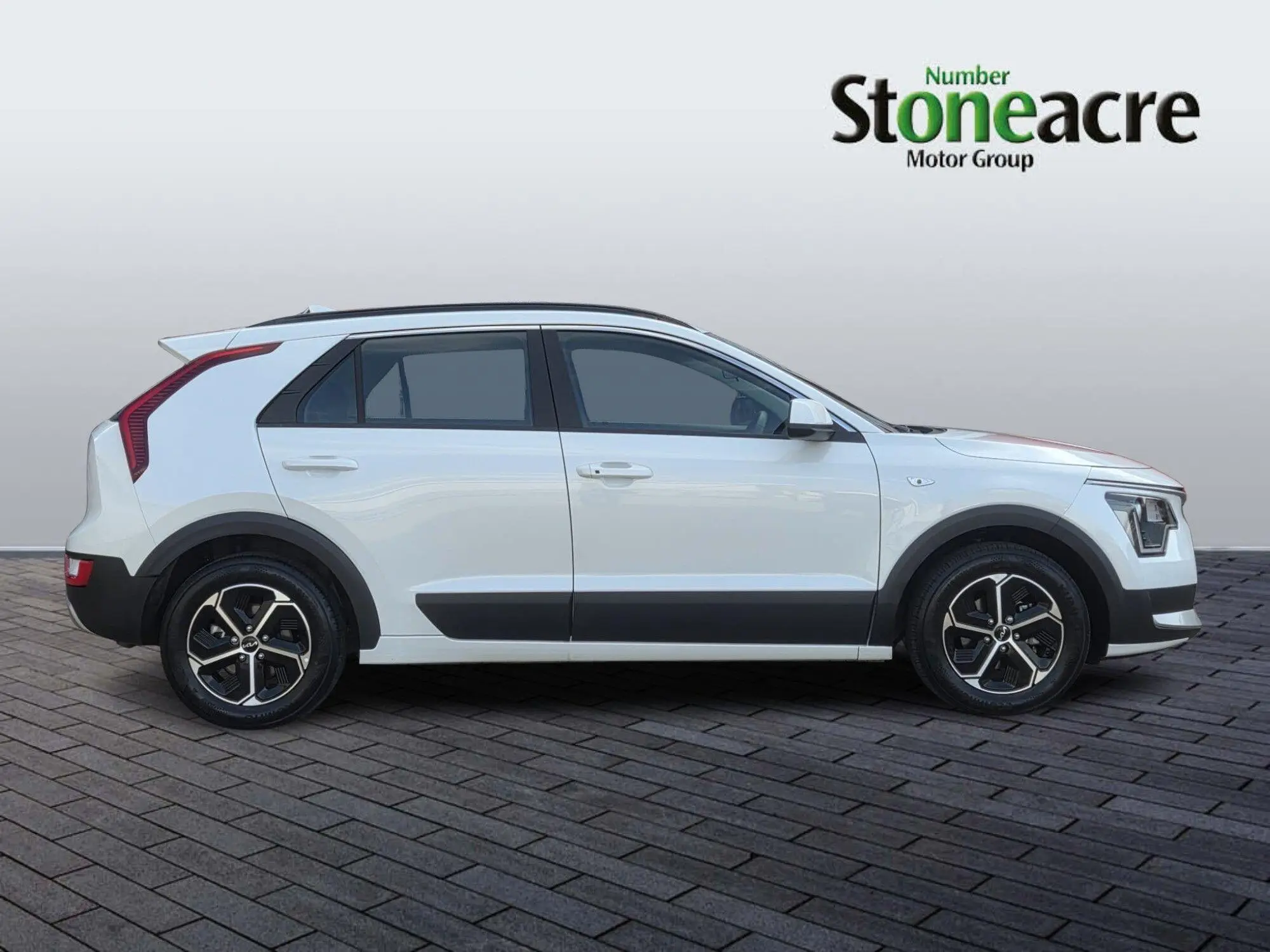 Kia Niro 1.6h GDi 2 DCT Euro 6 (s/s) 5dr LJ25ZTS Image 2