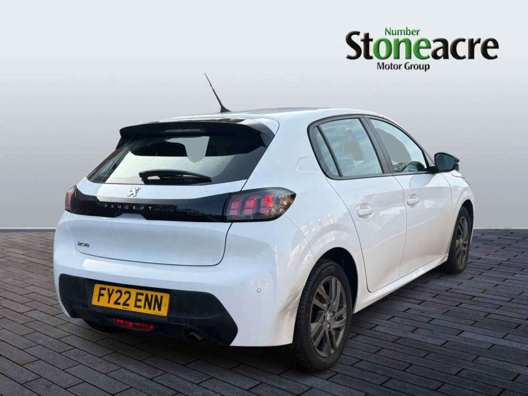 Peugeot 208 1.2 PureTech Active Premium Euro 6 (s/s) 5dr FY22ENN Image 3