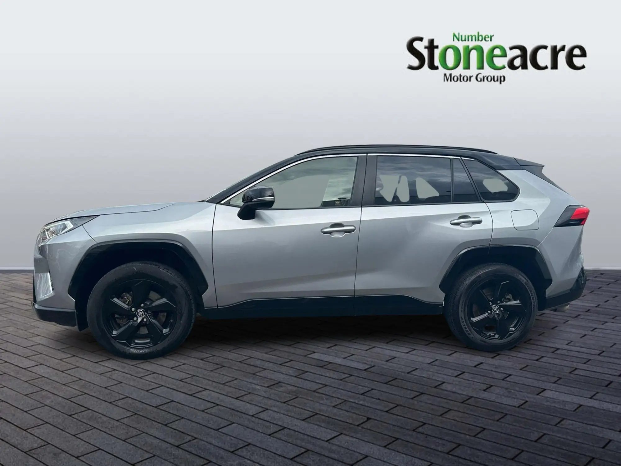Toyota RAV4 Image 6
