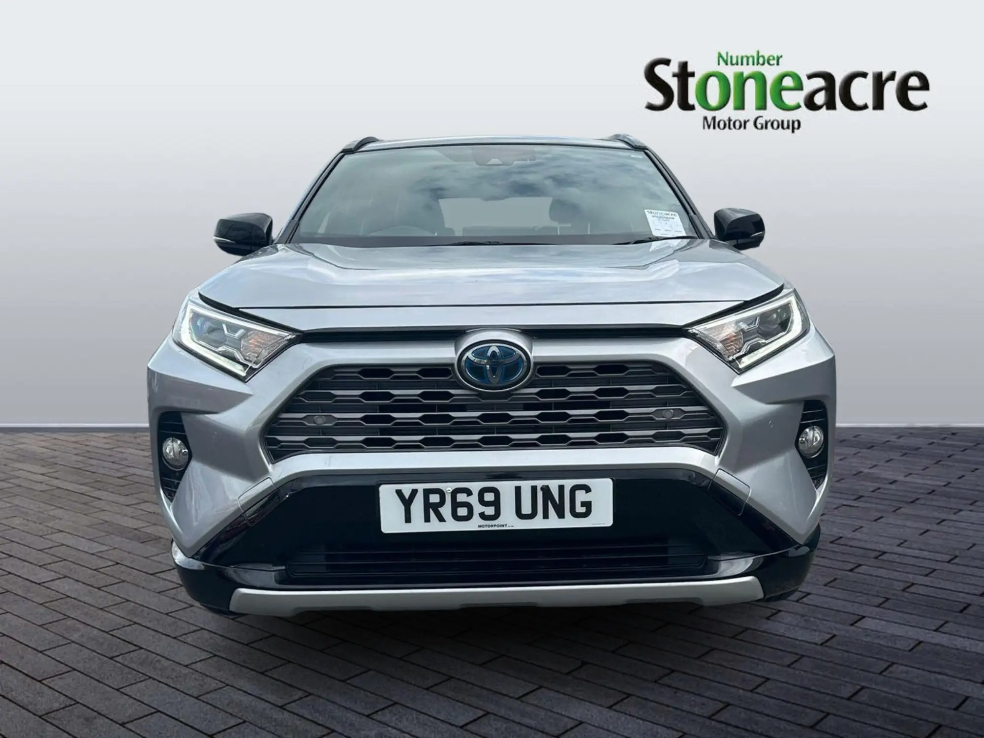Toyota RAV4 Image 8