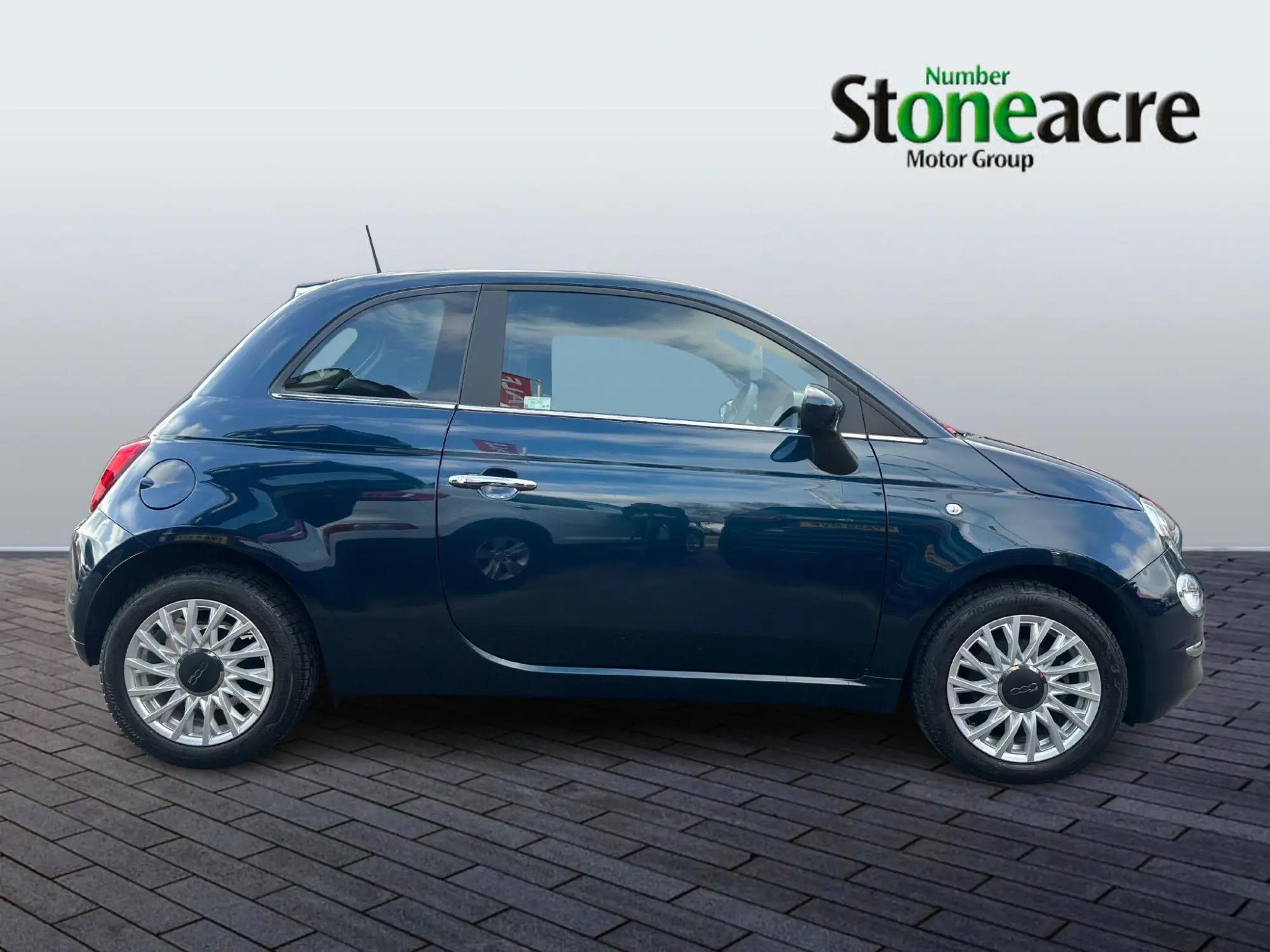 Fiat 500 Hybrid 500 1.0 70hp Mild Hybrid FV23LJJ Image 2