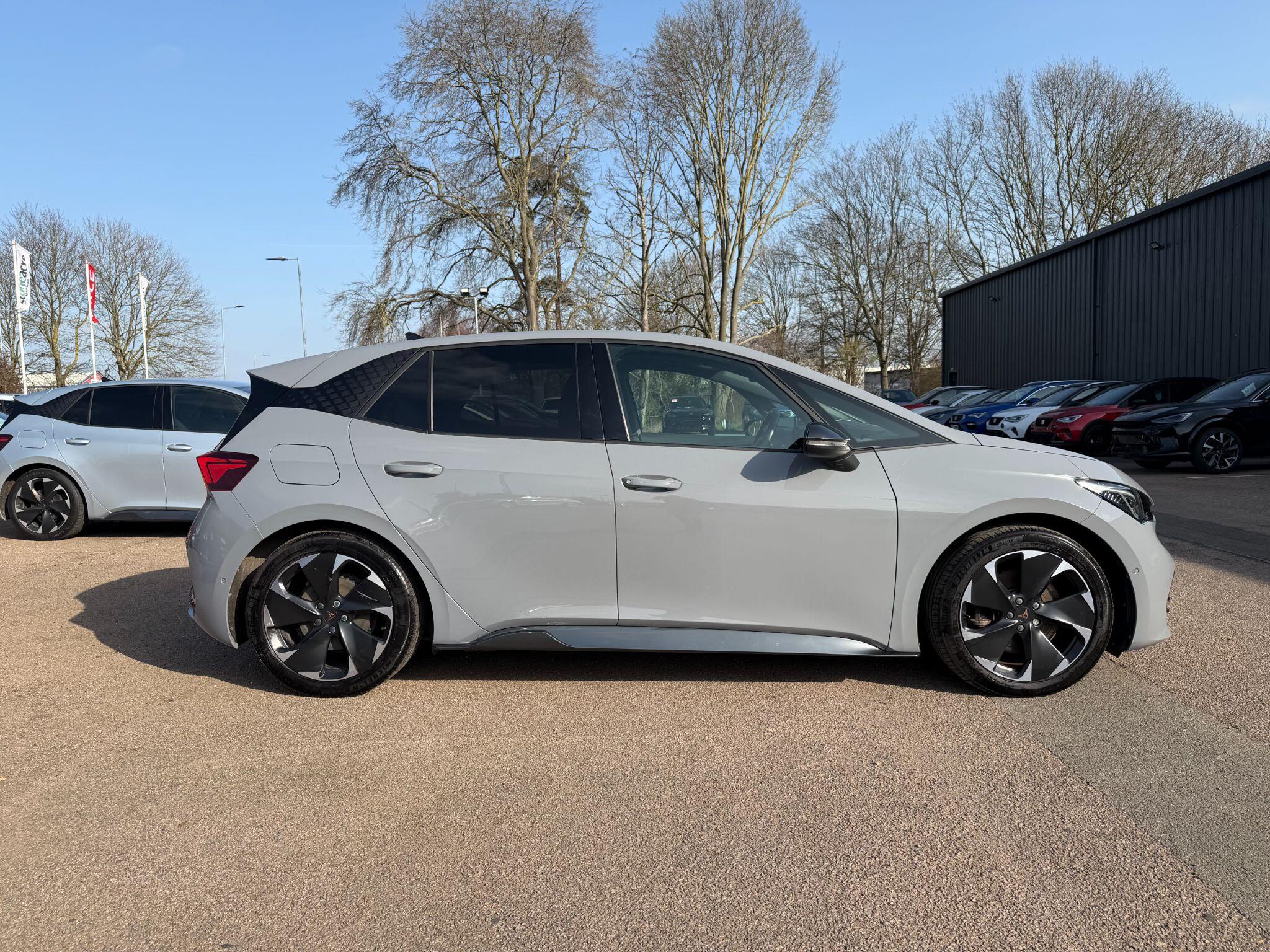 CUPRA Born 169kW e-Boost V2 58kWh 5dr Auto GX72CNJ Image 3