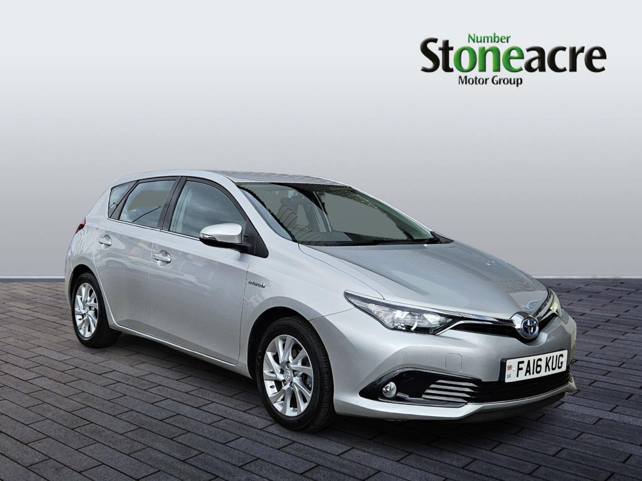 Toyota Auris 1.8 VVT-h Business Edition CVT Euro 6 (s/s) 5dr FA16KUG Image 1