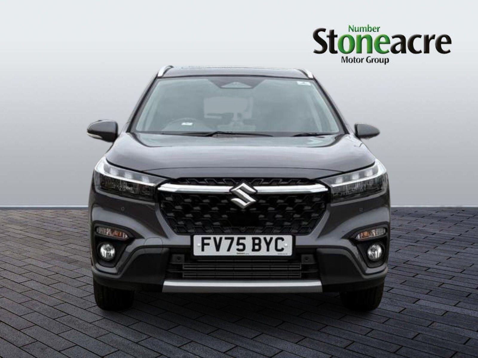 Suzuki S-Cross Image 2