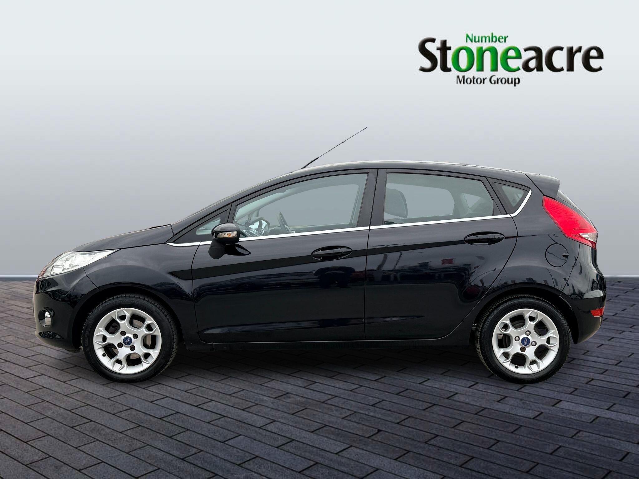 Ford Fiesta 1.4 Zetec 5dr YP62USL Image 3