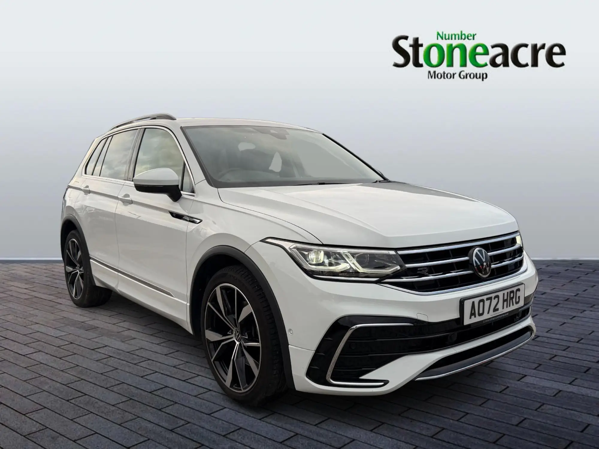 Volkswagen Tiguan 2.0 TSI R-Line DSG 4Motion Euro 6 (s/s) 5dr AO72HRG Image 1