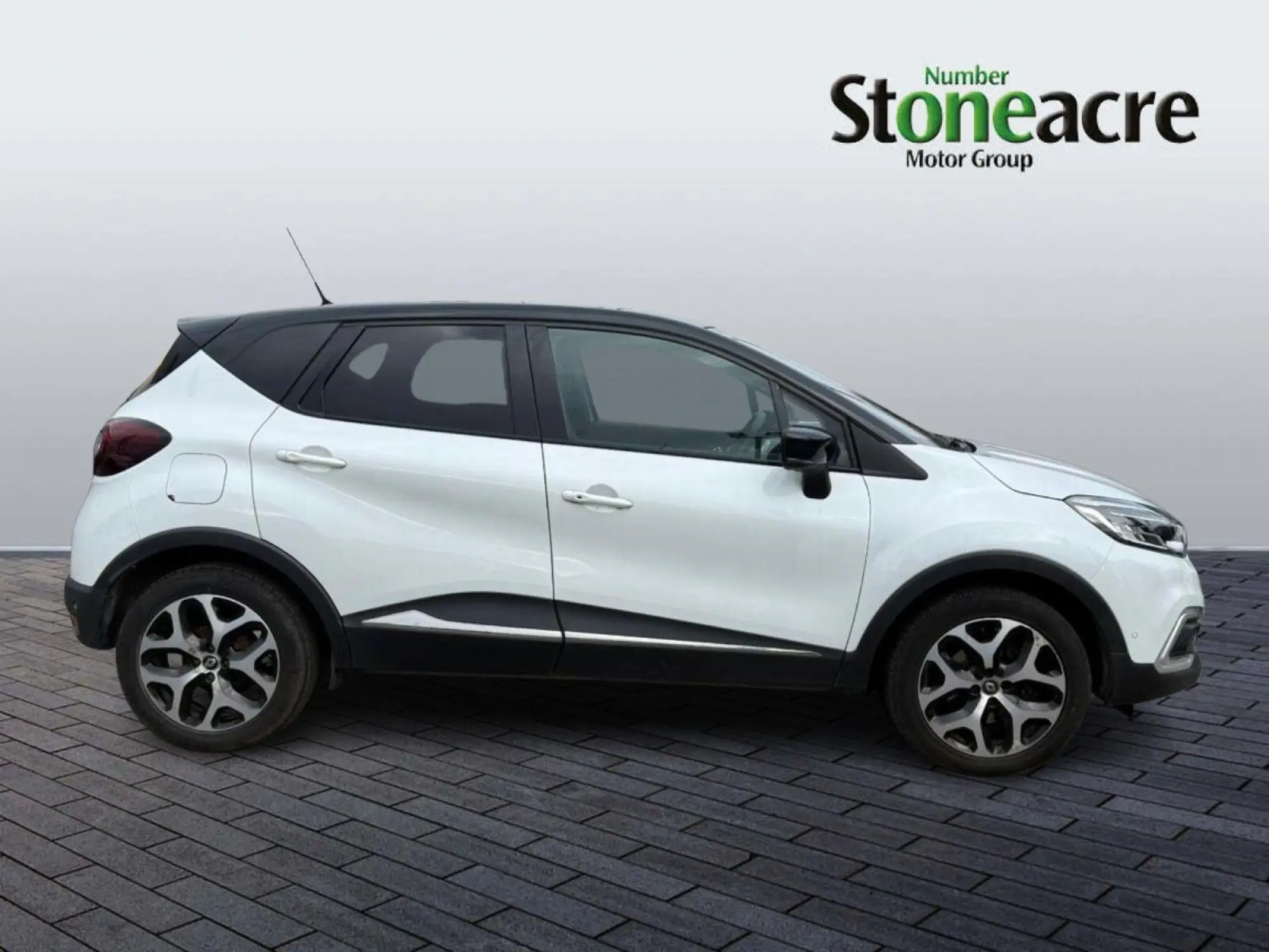 Renault Captur 1.2 TCe ENERGY Signature X Nav Euro 6 (s/s) 5dr YS17KWH Image 2