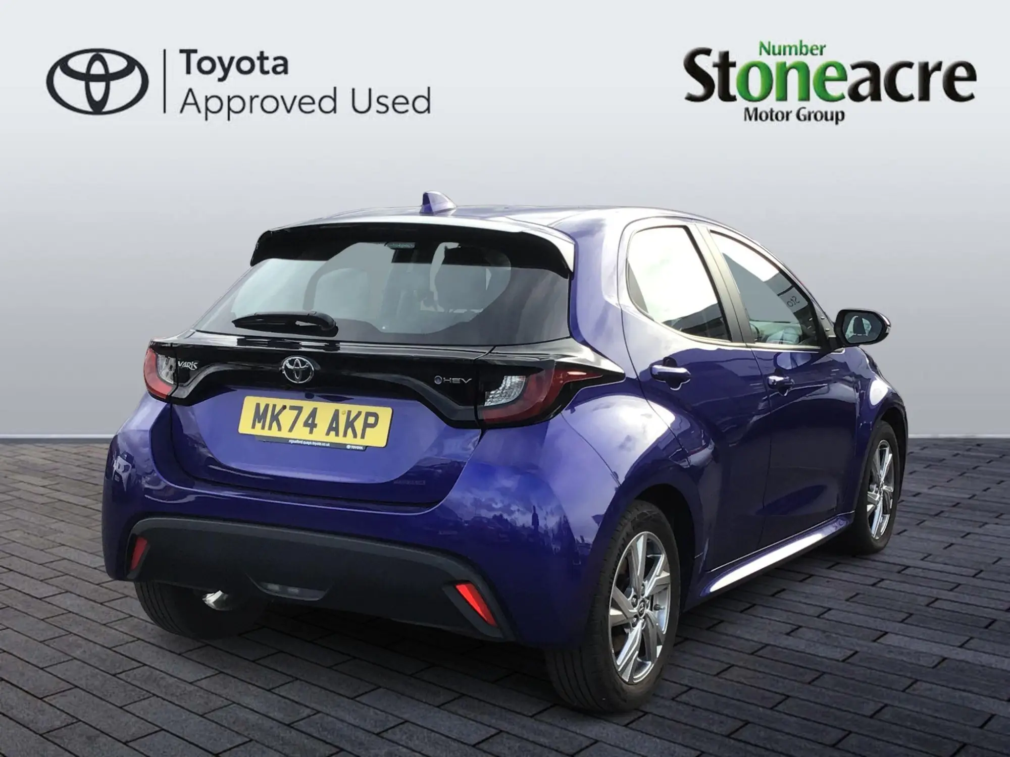 Toyota Yaris Image 2