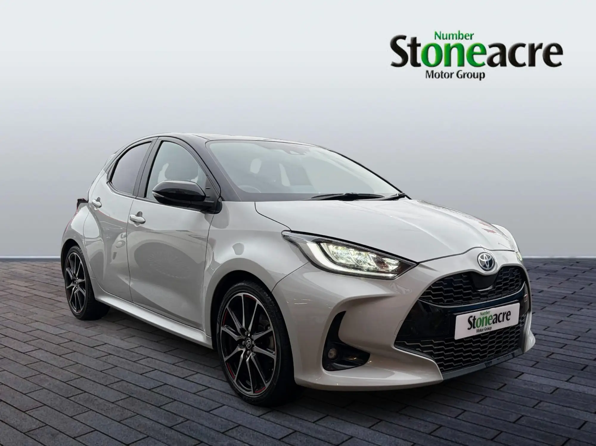 Toyota Yaris 1.5 Hybrid GR Sport 5dr CVT K66HJH Image 1