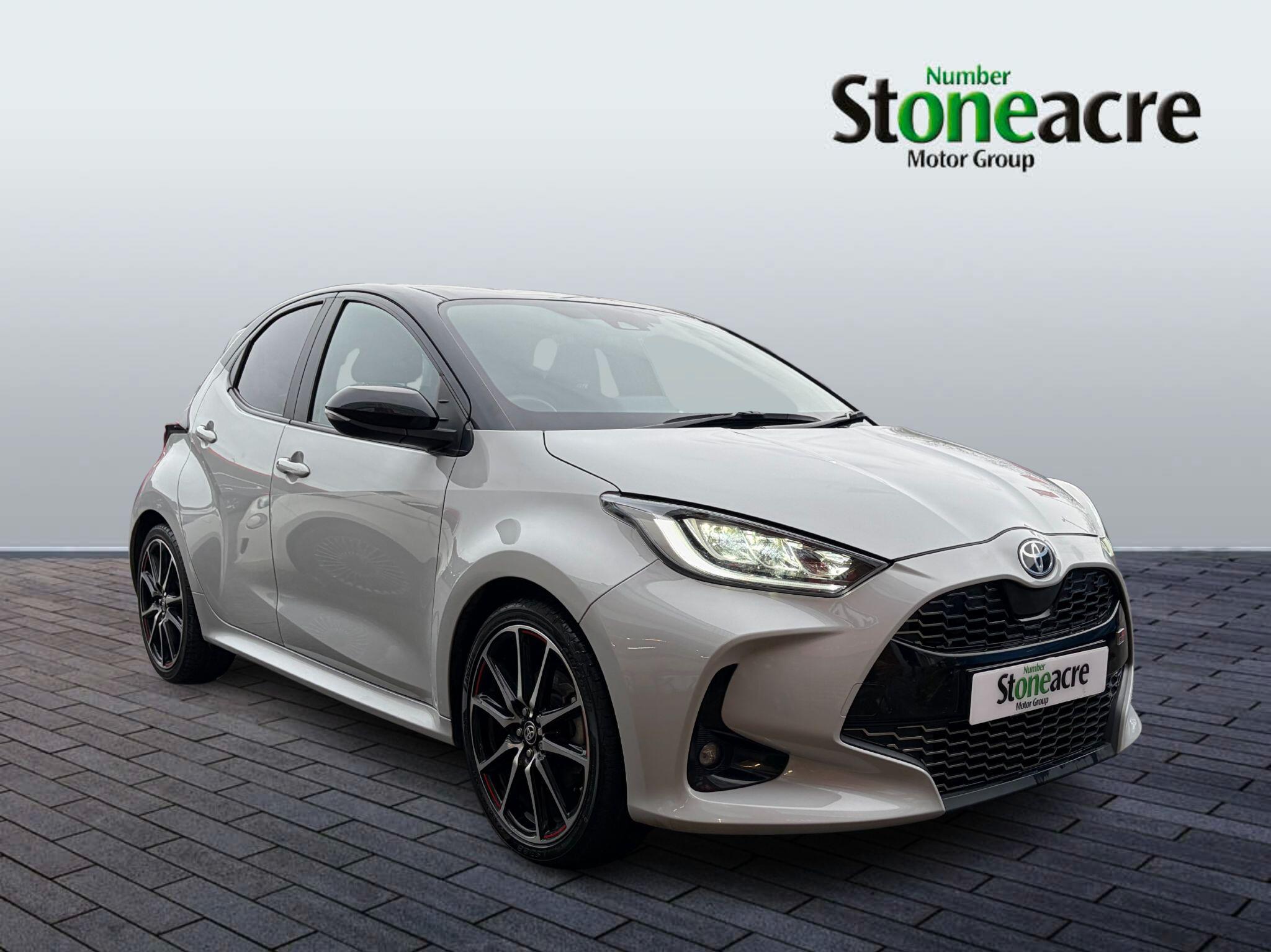 Toyota Yaris 1.5 Hybrid GR Sport 5dr CVT K66HJH Image 1