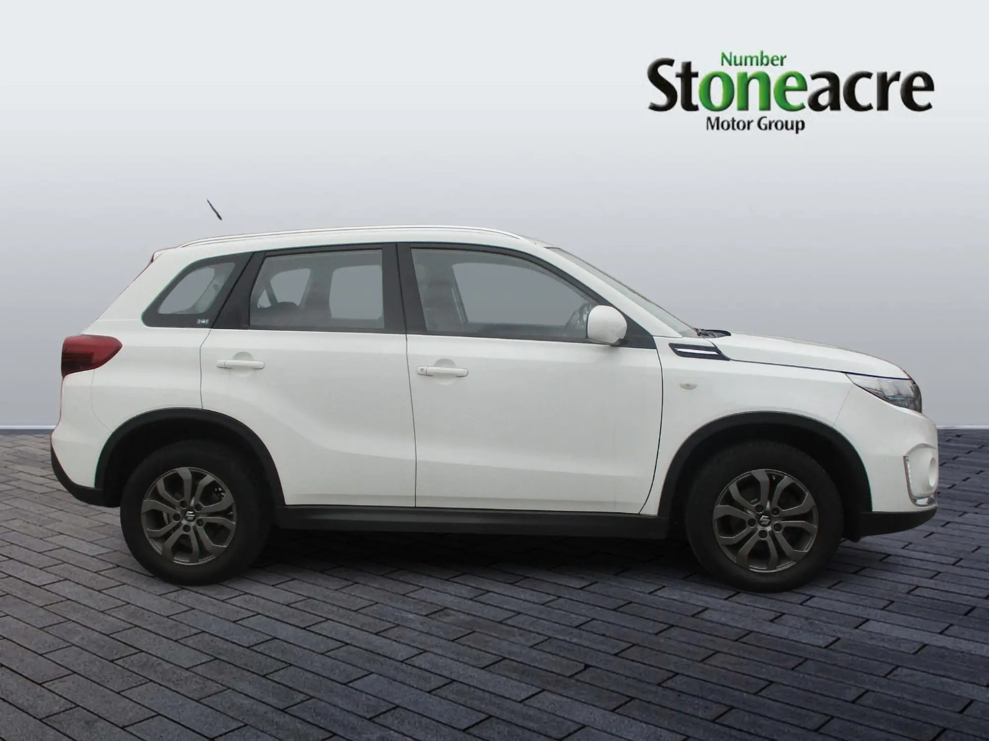 Suzuki Vitara 1.4 Boosterjet 48V Hybrid SZ4 5dr YJ21HDT Image 2