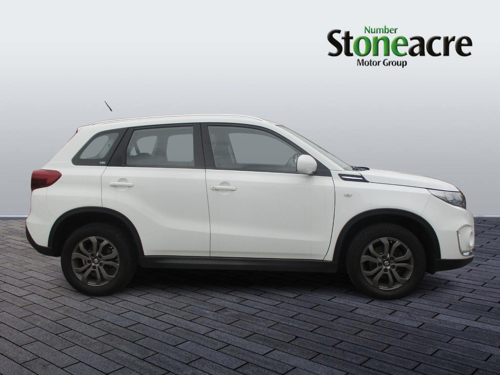 Suzuki Vitara 1.4 Boosterjet 48V Hybrid SZ4 5dr YJ21HDT Image 2