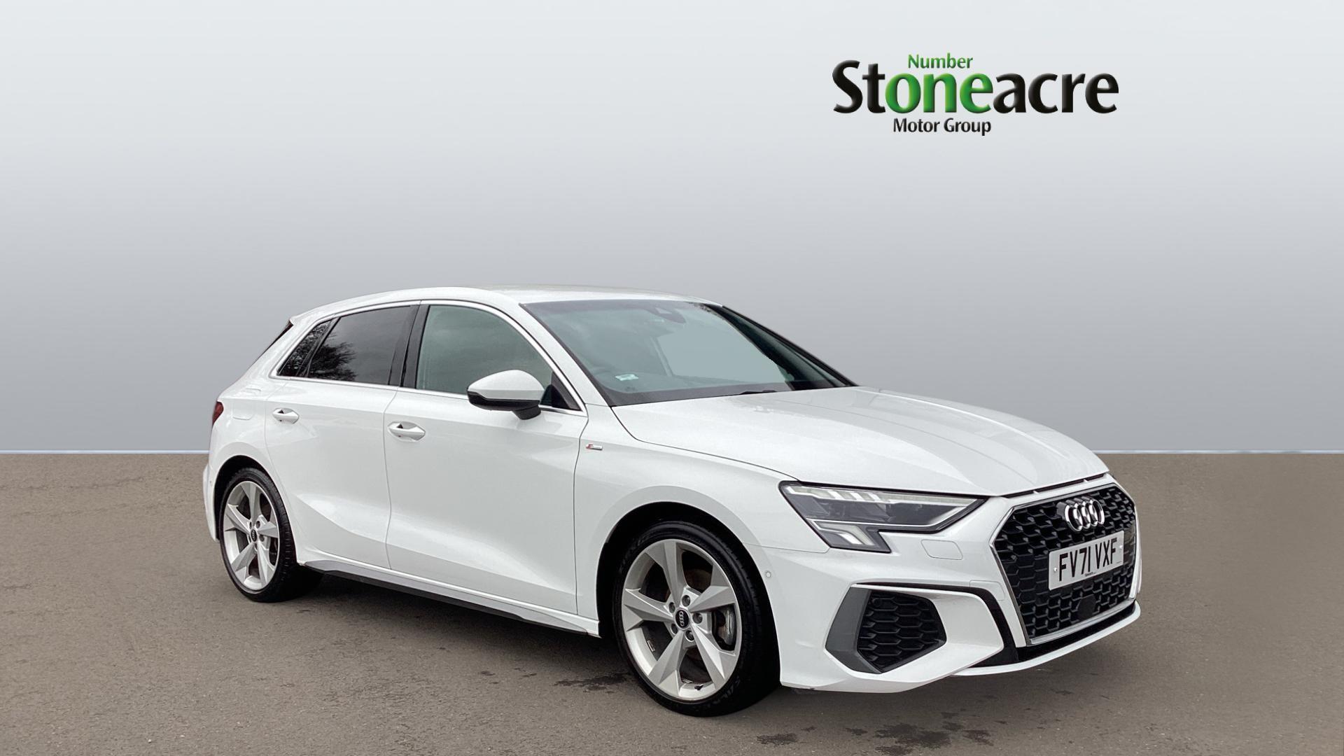 Audi A3 1.5 TFSI 35 S line Sportback S Tronic Euro 6 (s/s) 5dr FV71VXF Image 1