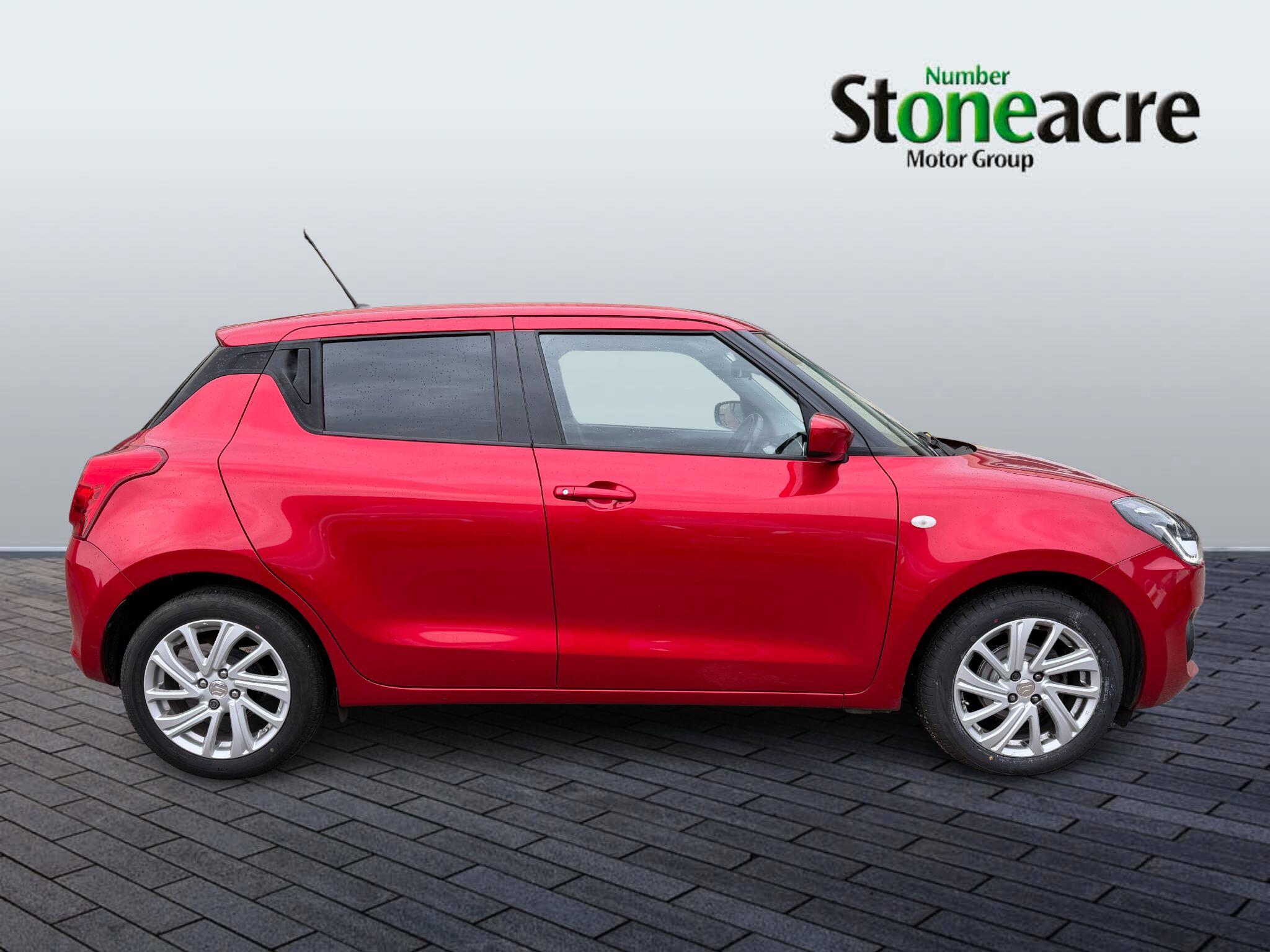 Suzuki Swift Image 2