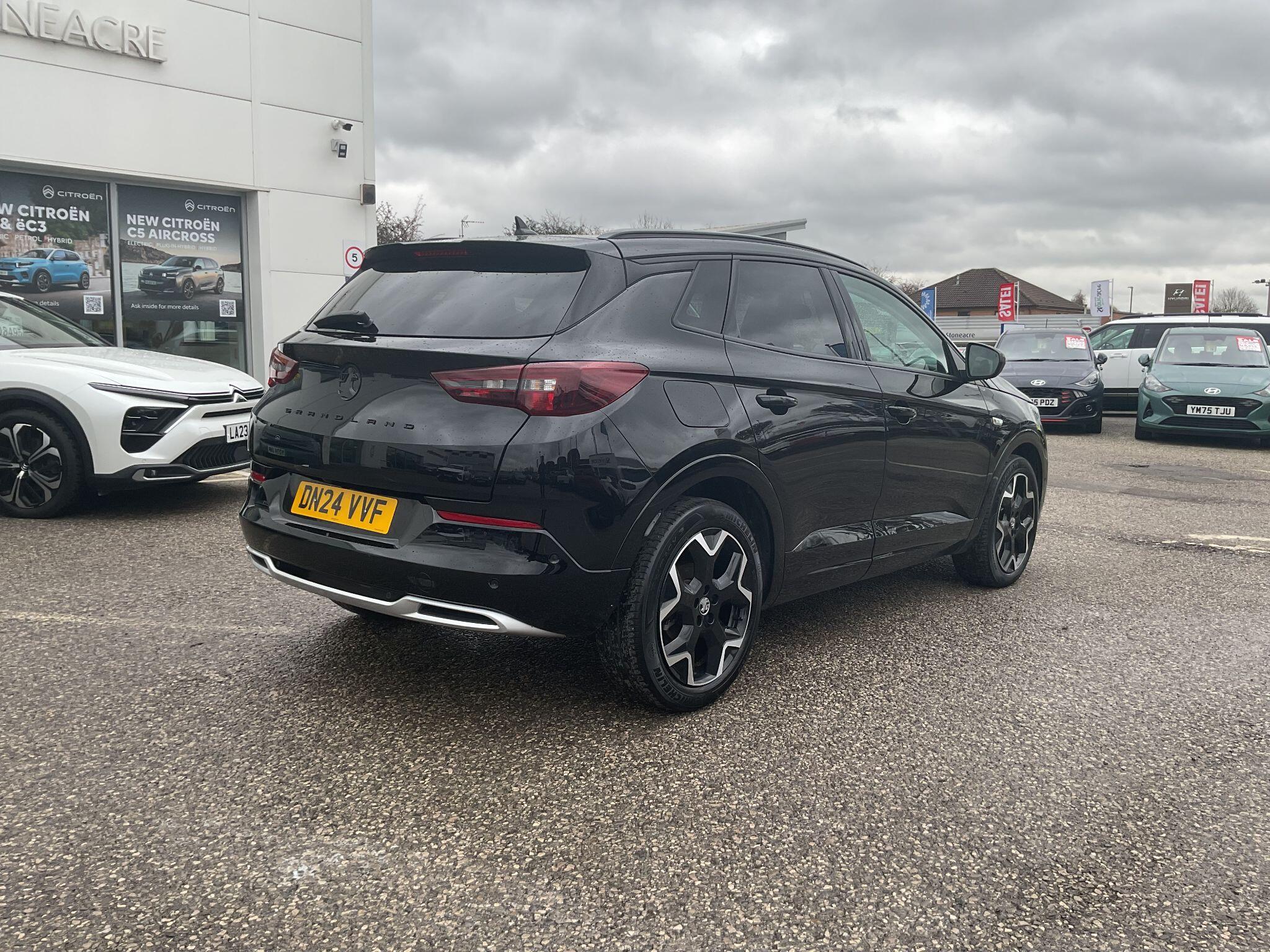 Vauxhall Grandland 1.2 Turbo Ultimate 5dr DN24VVF Image 3