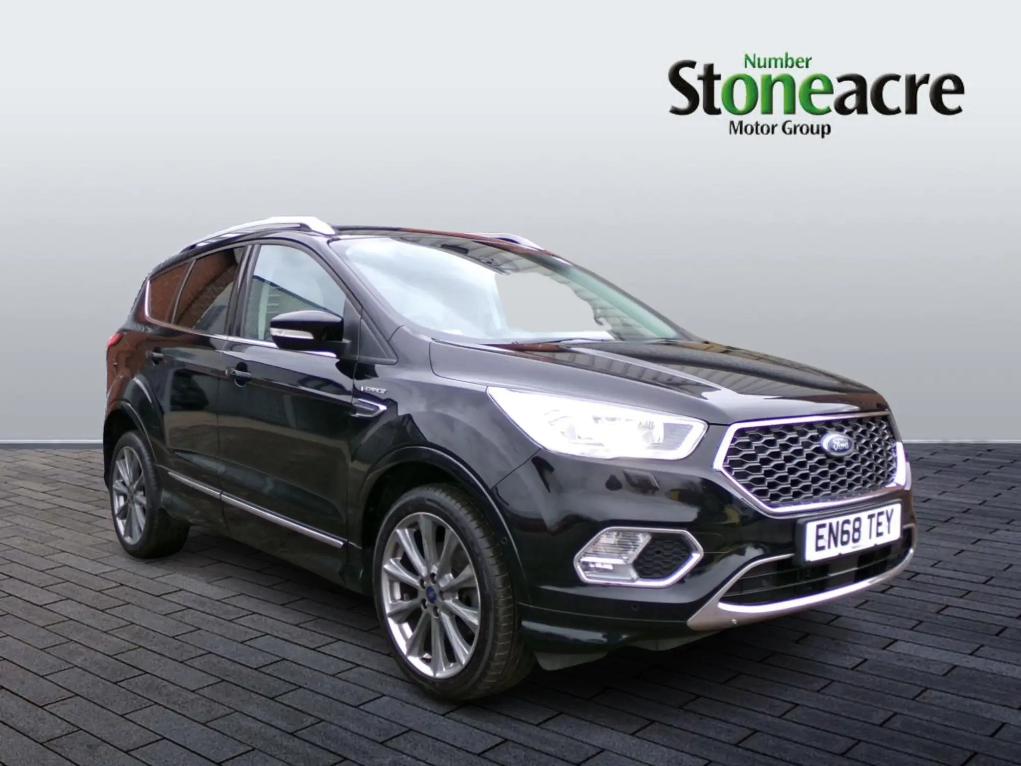 Ford Kuga 2.0 TDCi EcoBlue Vignale SUV 5dr Diesel Powershift AWD Euro 6 (s/s) (180 ps) EN68TEY Image 1
