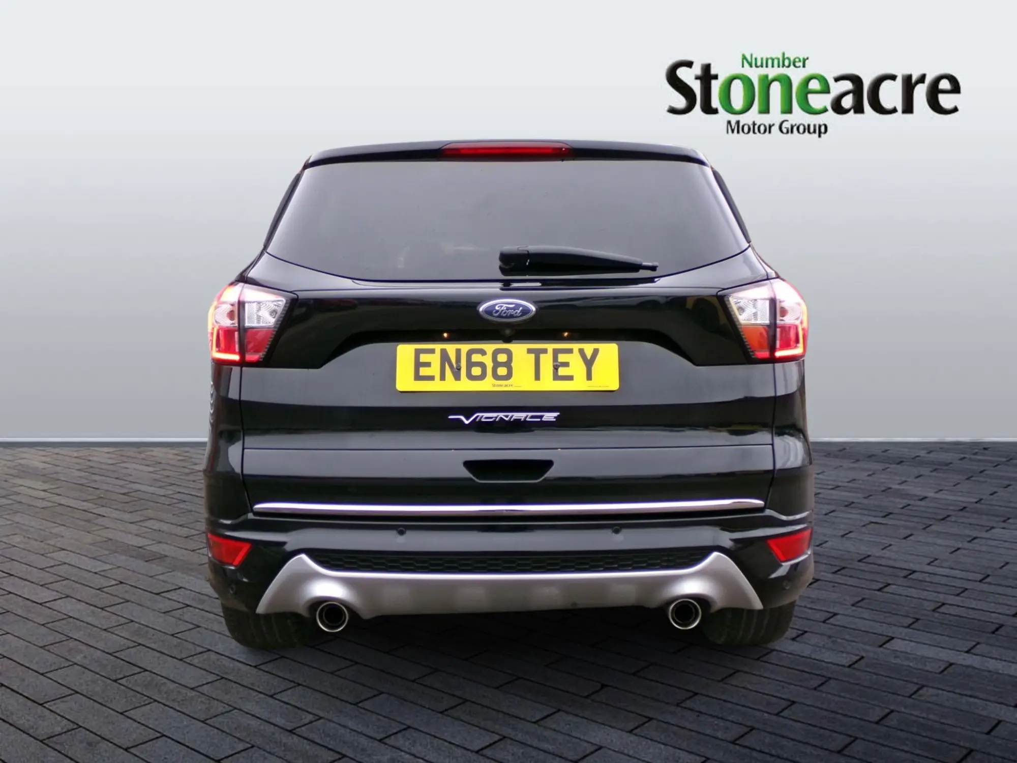 Ford Kuga 2.0 TDCi EcoBlue Vignale SUV 5dr Diesel Powershift AWD Euro 6 (s/s) (180 ps) EN68TEY Image 3