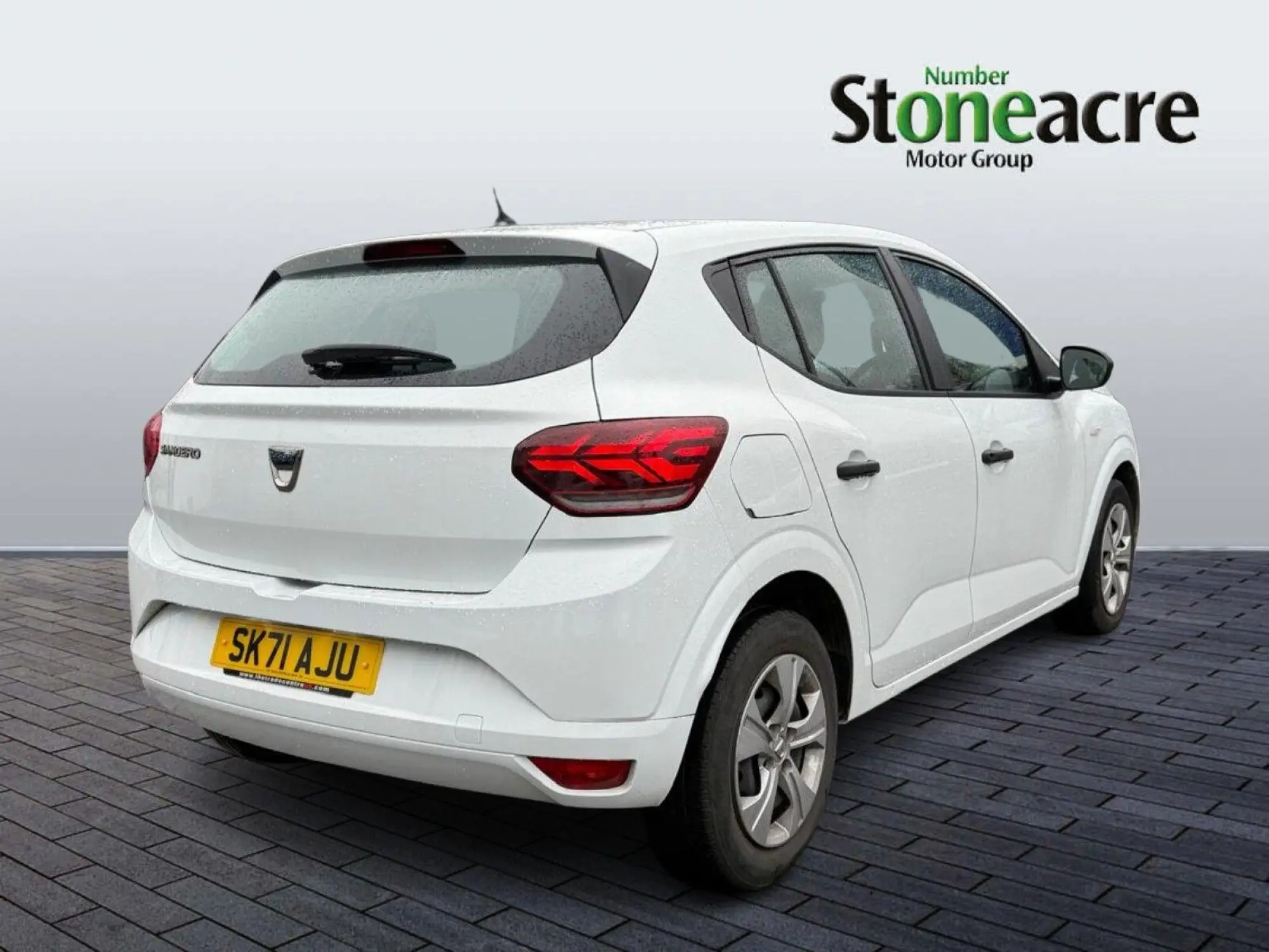 Dacia Sandero 1.0 Tce Essential 5dr SK71AJU Image 3
