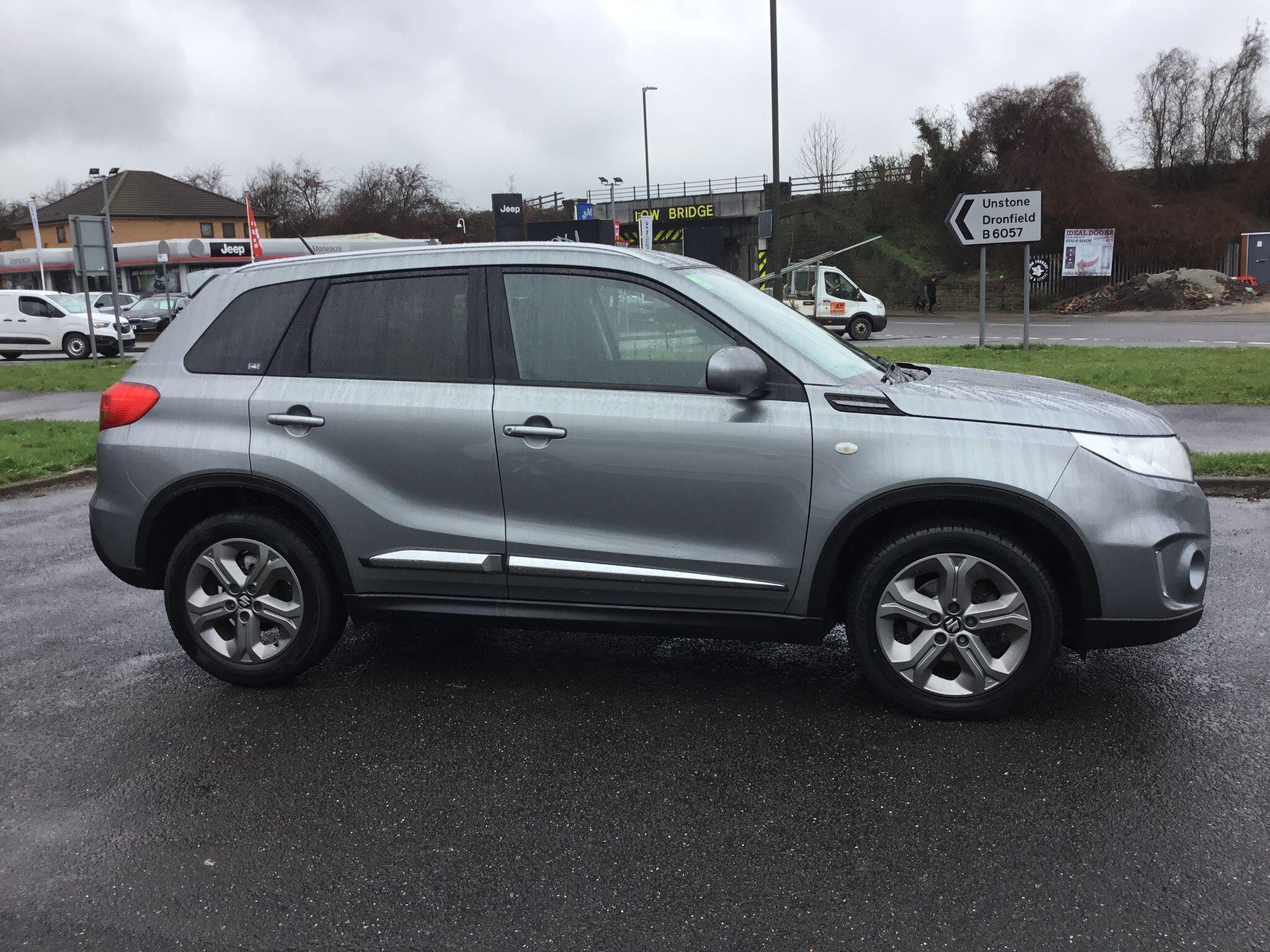Suzuki Vitara 1.6 SZ-T 5dr Auto EF66GWN Image 2