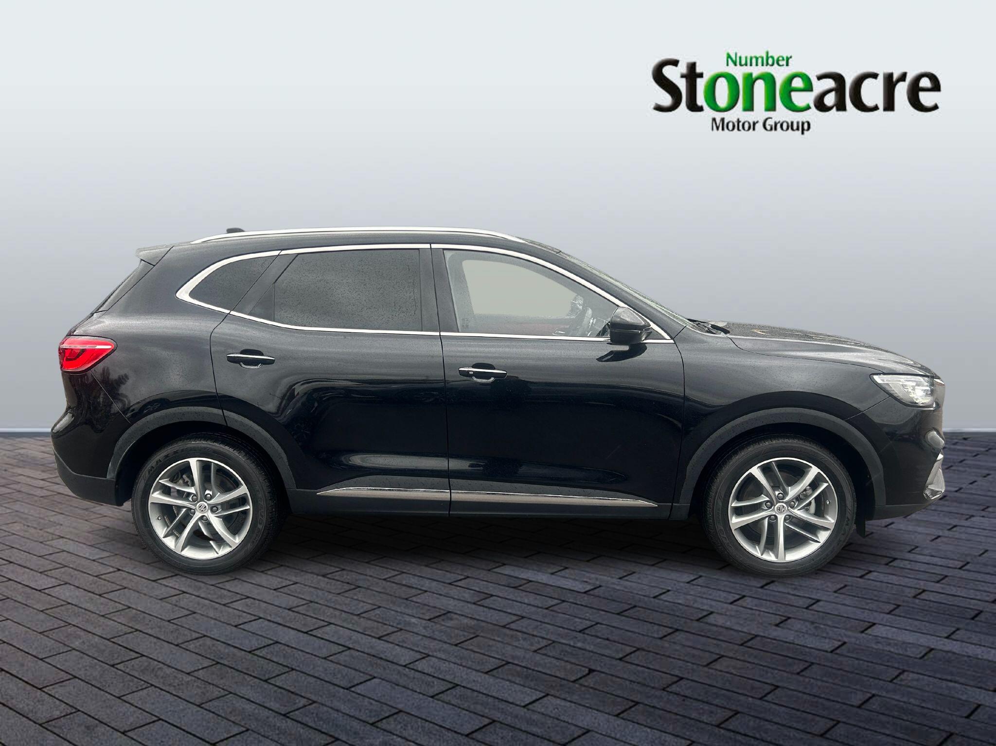 MG HS 1.5 T-GDI Exclusive SUV 5dr Petrol DCT Euro 6 (s/s) (162 ps) FD72HPU Image 2