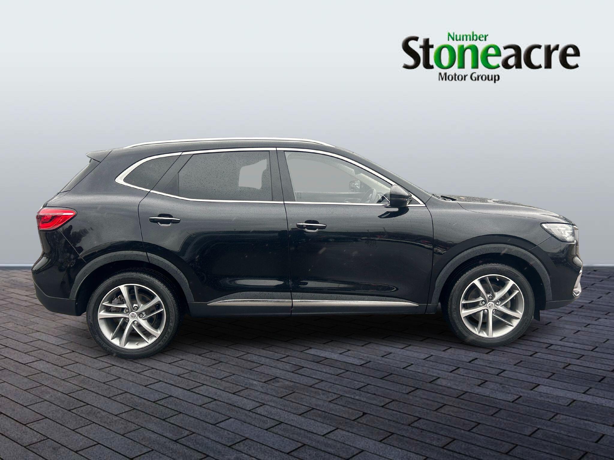 MG HS 1.5 T-GDI Exclusive SUV 5dr Petrol DCT Euro 6 (s/s) (162 ps) GY72XXH Image 2