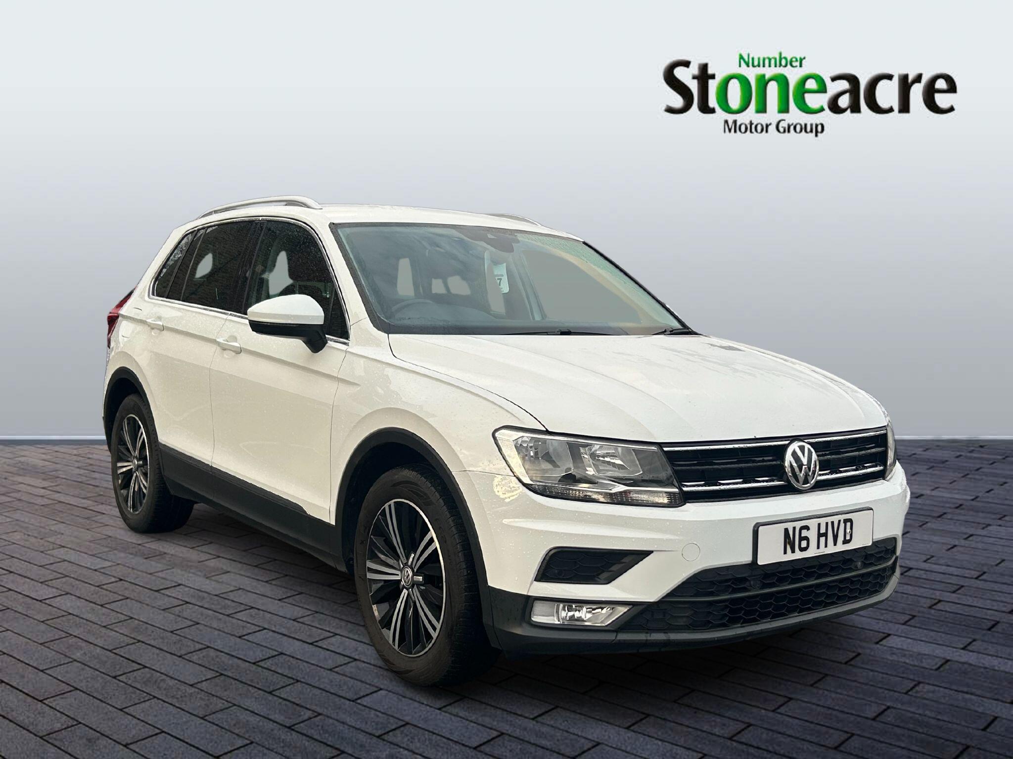 Volkswagen Tiguan 2.0 TDI BlueMotion Tech SE Navigation Euro 6 (s/s) 5dr RK17HHO Image 1