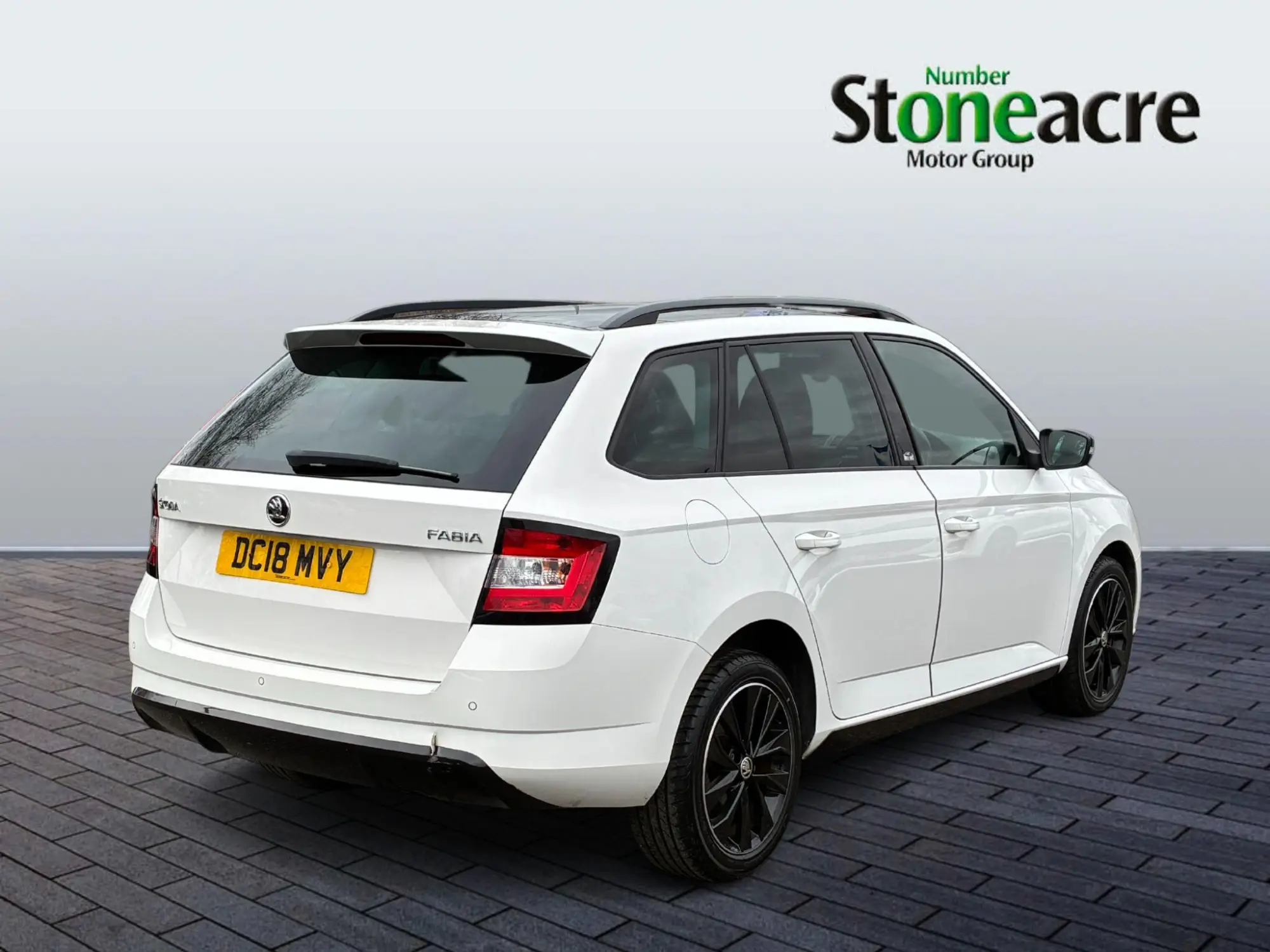 Skoda Fabia 1.0 TSI Monte Carlo Euro 6 (s/s) 5dr DC18MVY Image 3