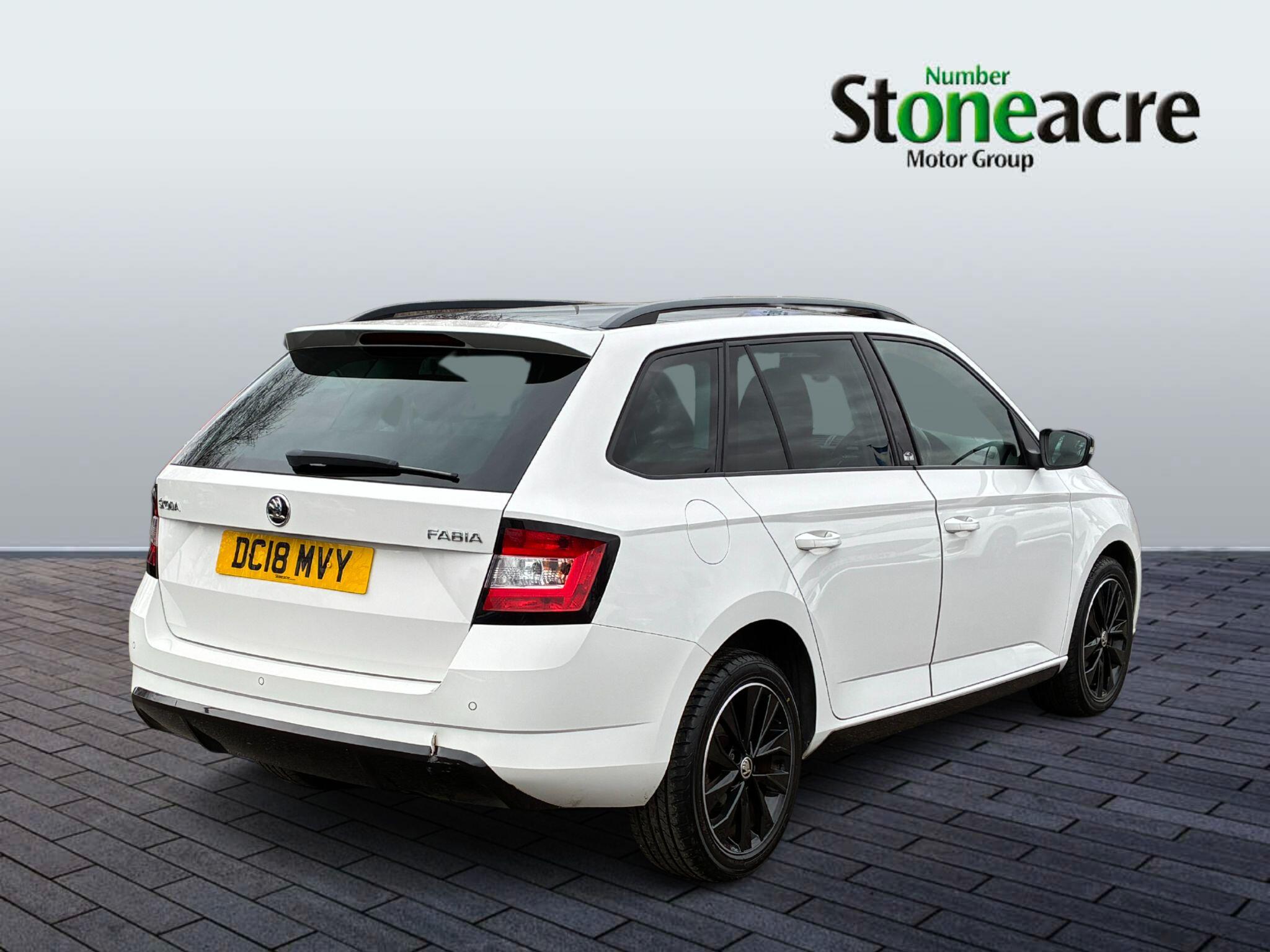 Skoda Fabia 1.0 TSI Monte Carlo Euro 6 (s/s) 5dr DC18MVY Image 3