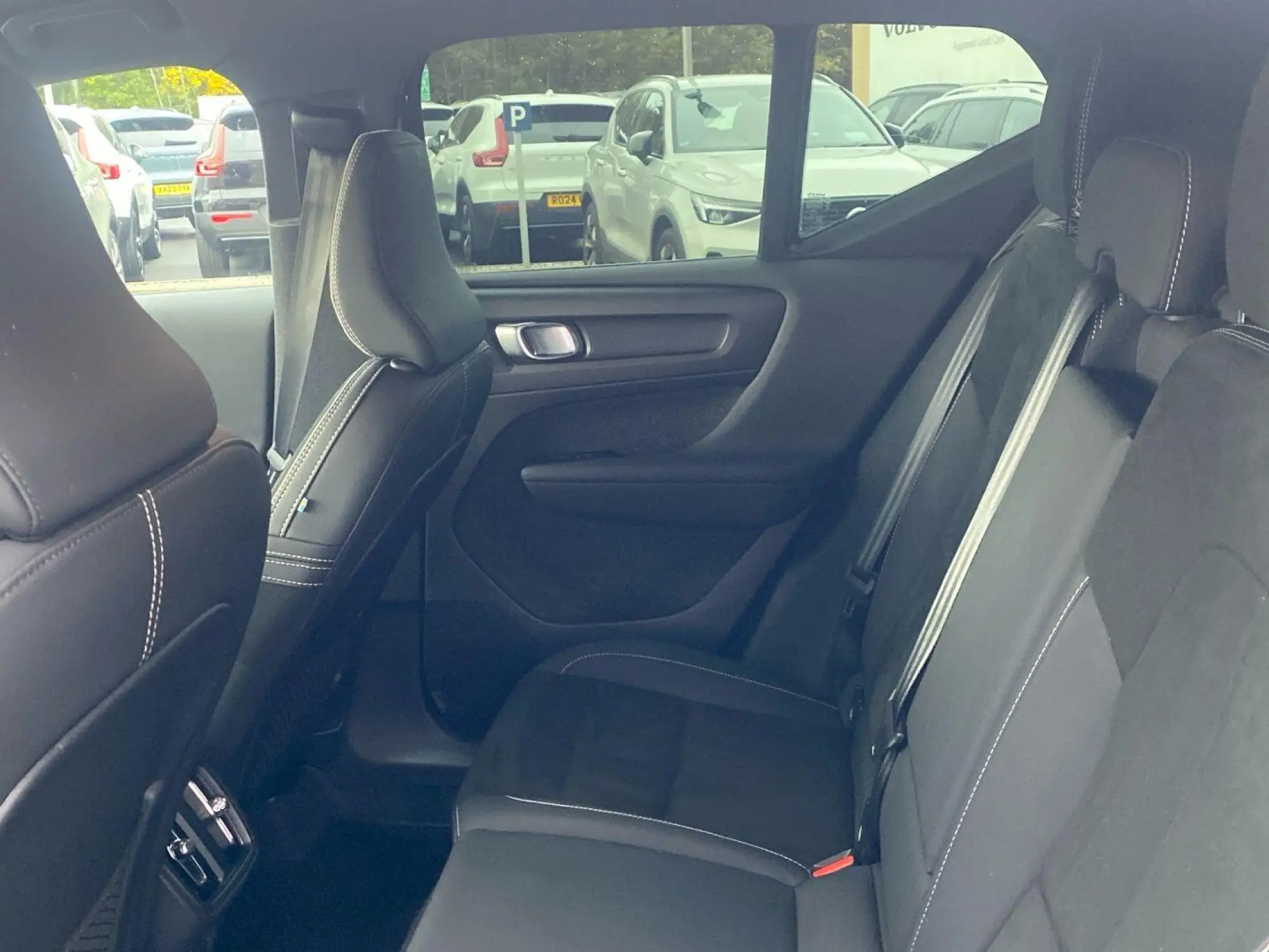 Volvo XC40 Image 32