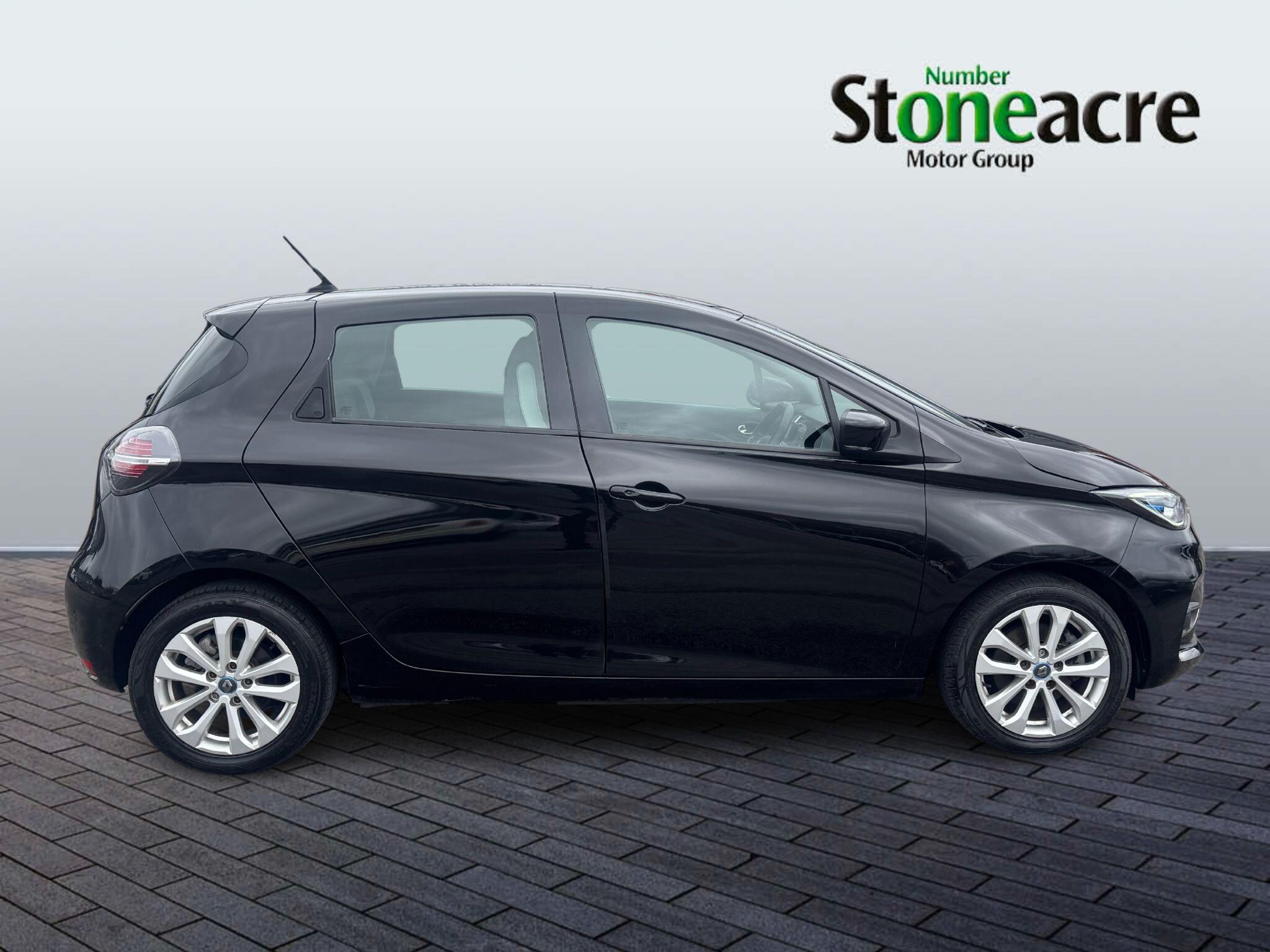 Renault Zoe R135 52kWh Iconic Auto 5dr (i, Rapid Charge) CE70VEA Image 2