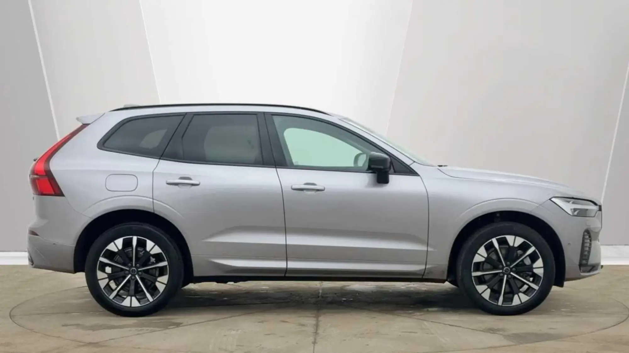 Volvo XC60 Image 2